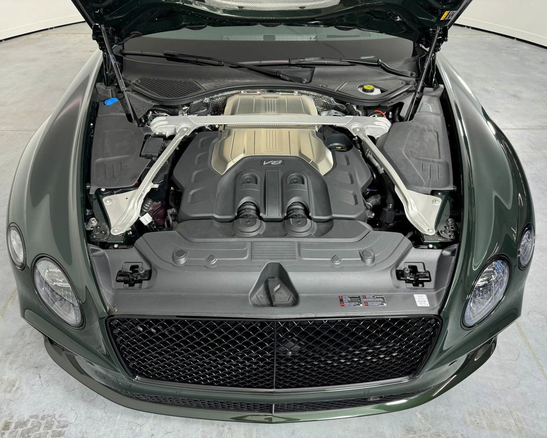 mph049_1802996069_a39c477b289e469082eef879cbd9f2d8_7bbe37c82a