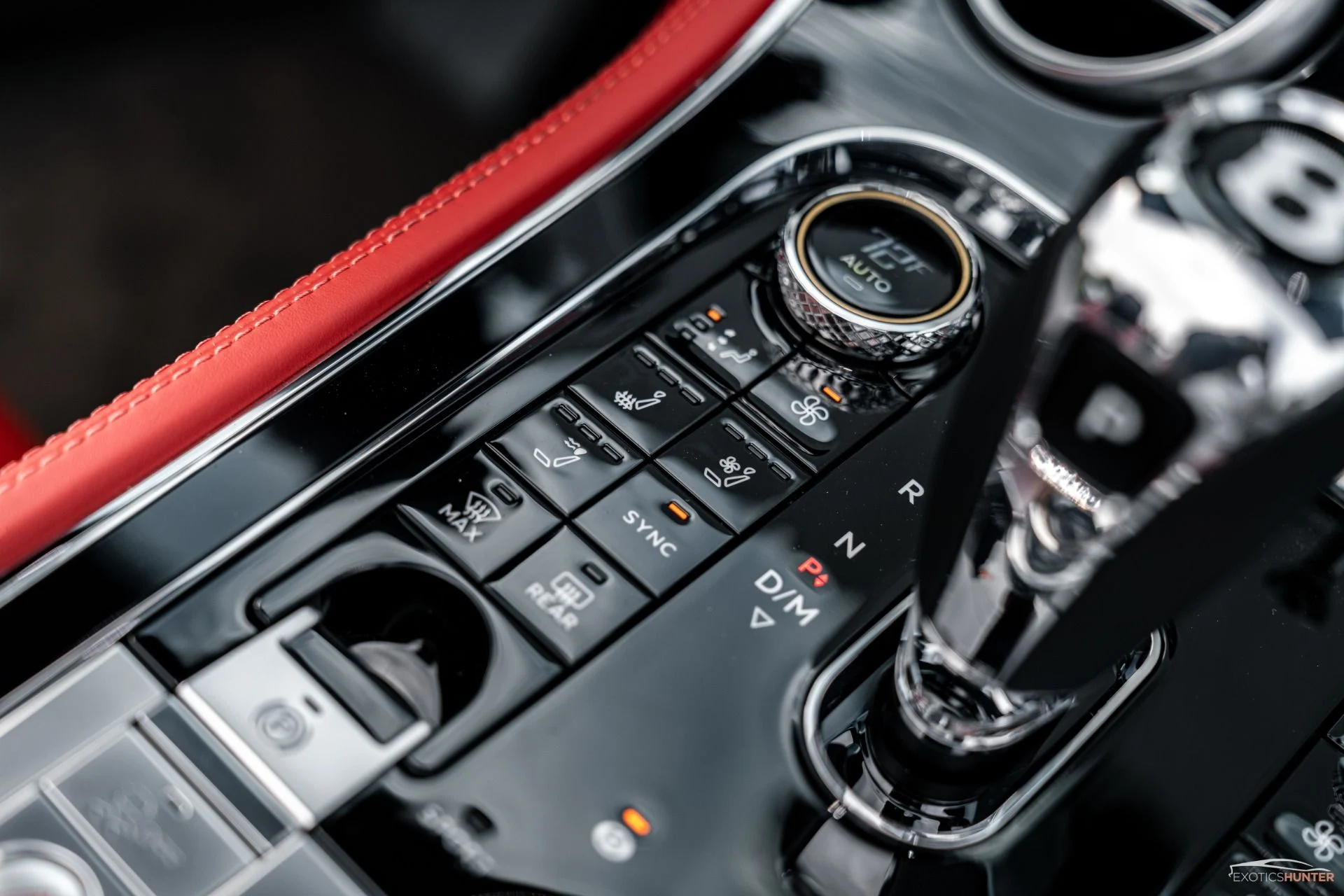 mph049_1803371720_Used_2020_Bentley_Continental_GTC_280_K_MSRP_Mulliner_Blackline_Rotating_Display_1766938877_c0cd56c816