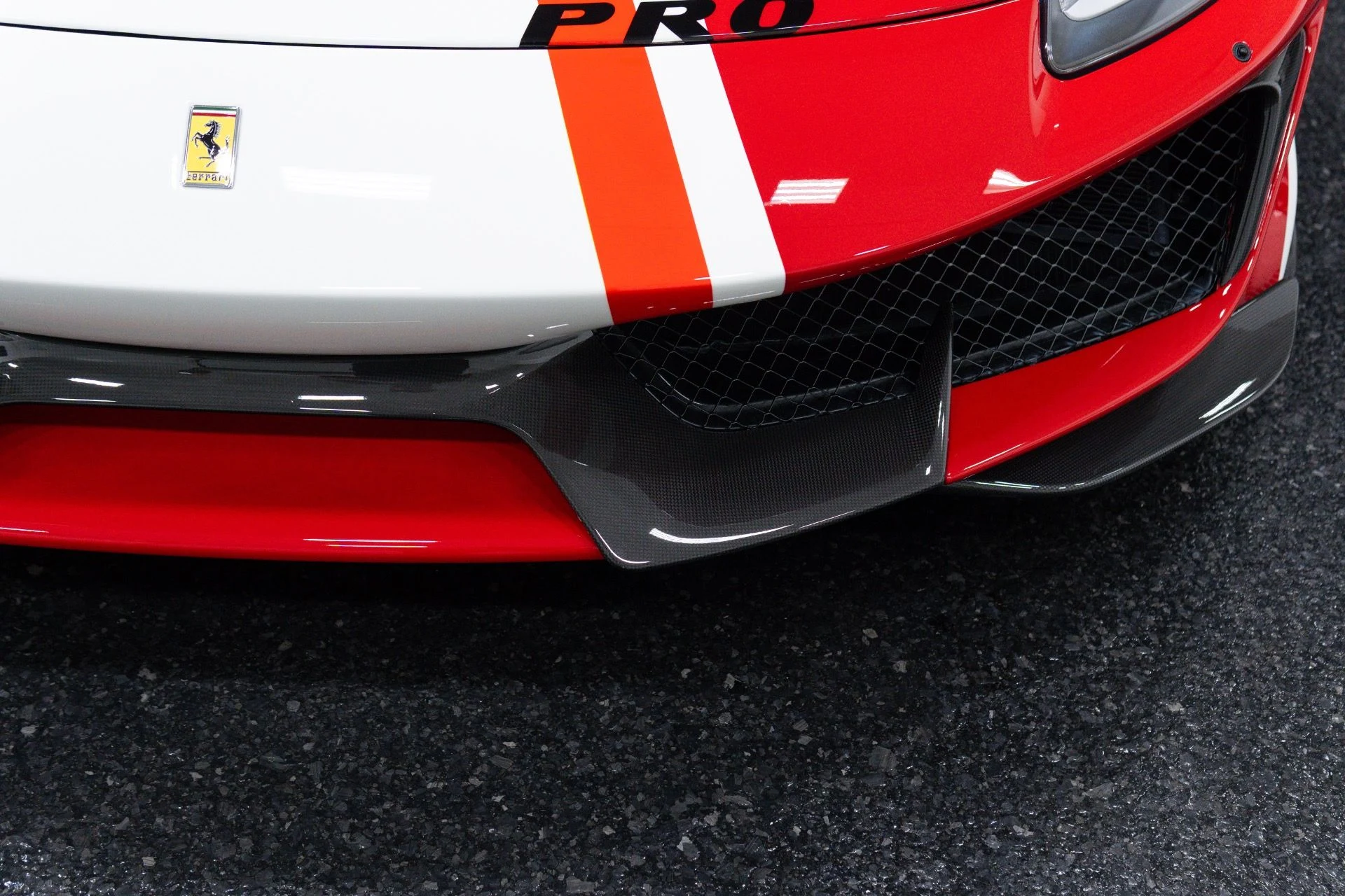 mph049_1813366354_Used_2020_Ferrari_488_Pista_1788470814_b6807403fb