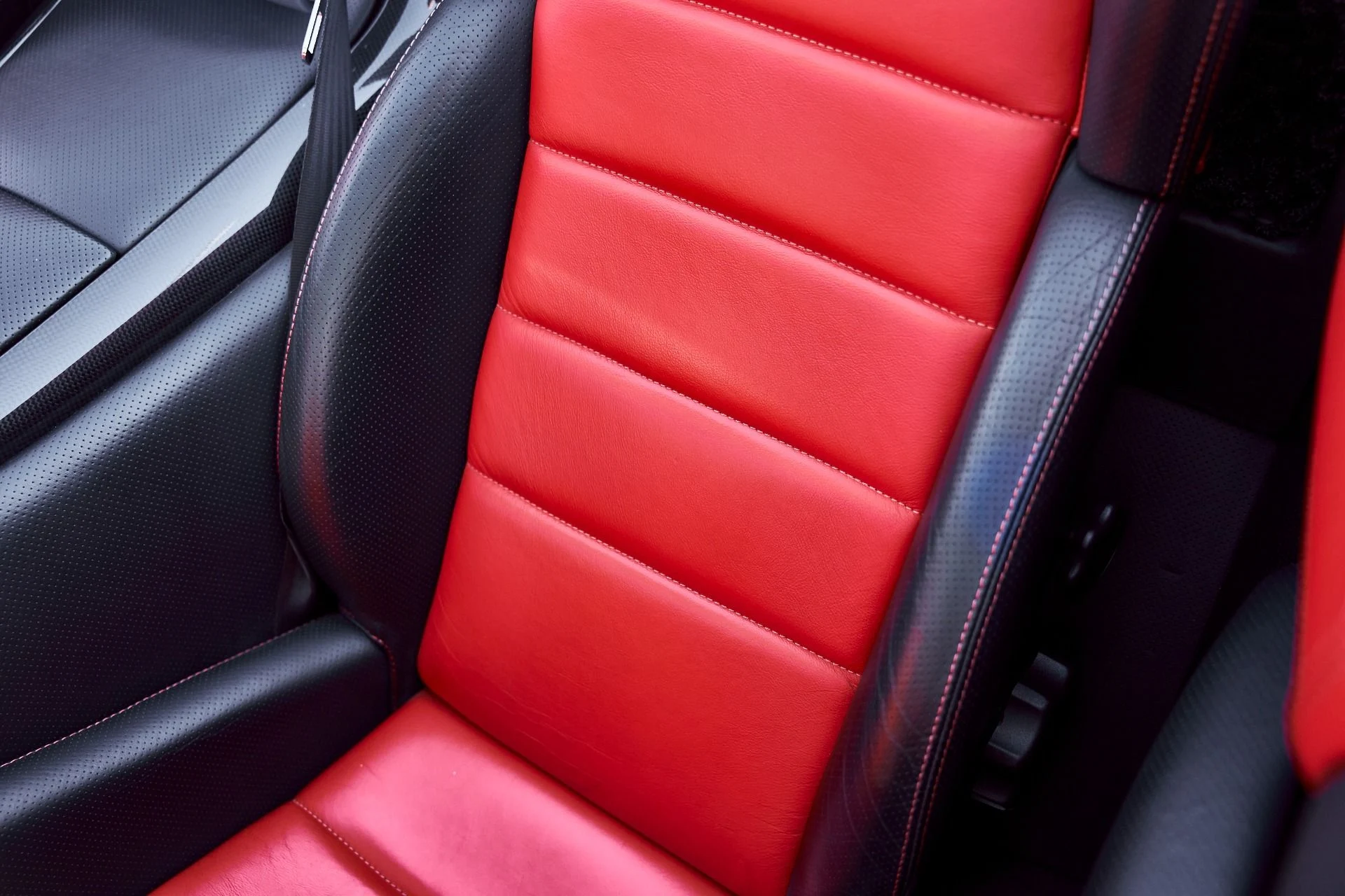 mph049_1819214419_Used_2006_Lamborghini_Murcielago_Base_1773347300_6fe3aa9719