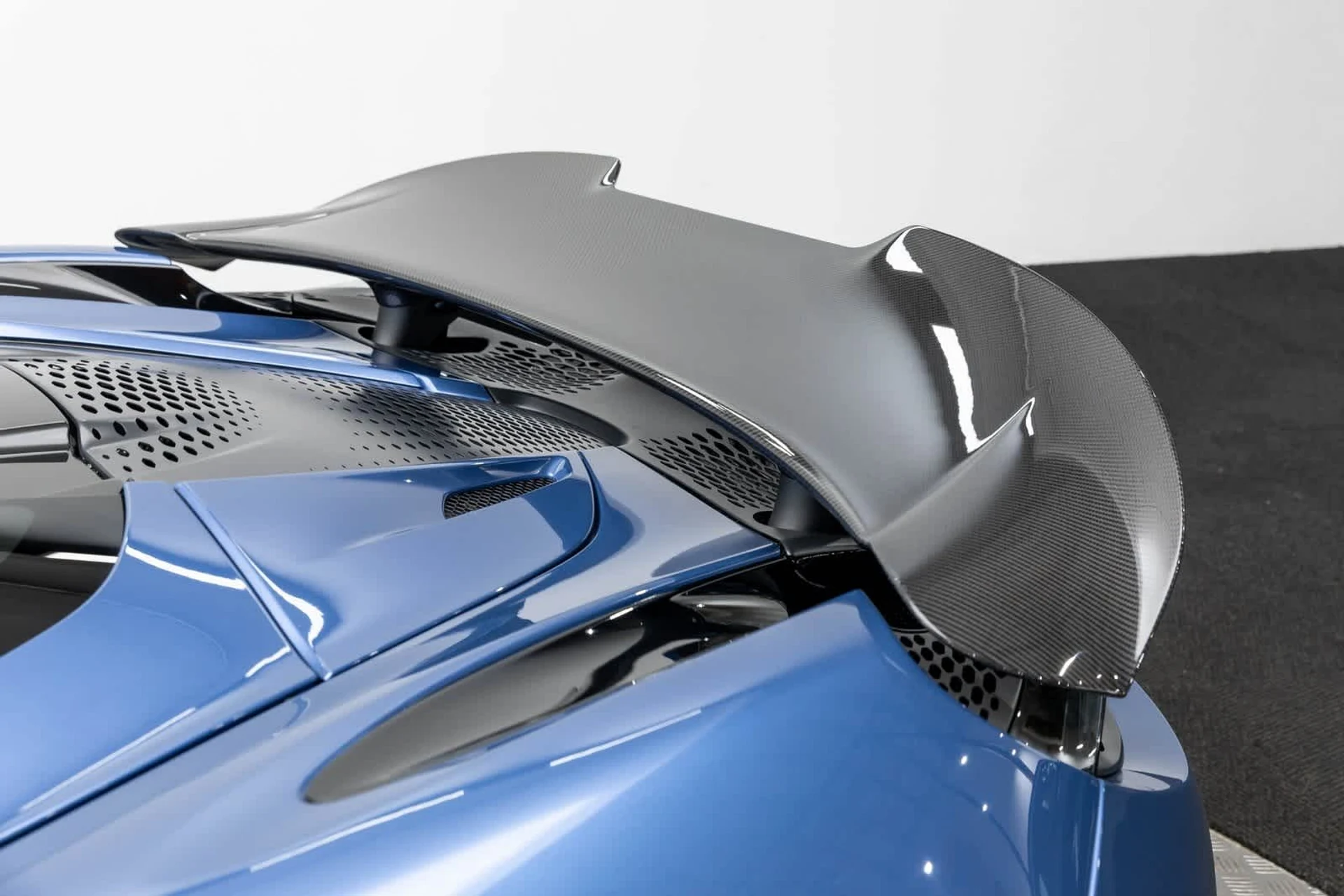 mph049_1836666777_50_1c75f40e73