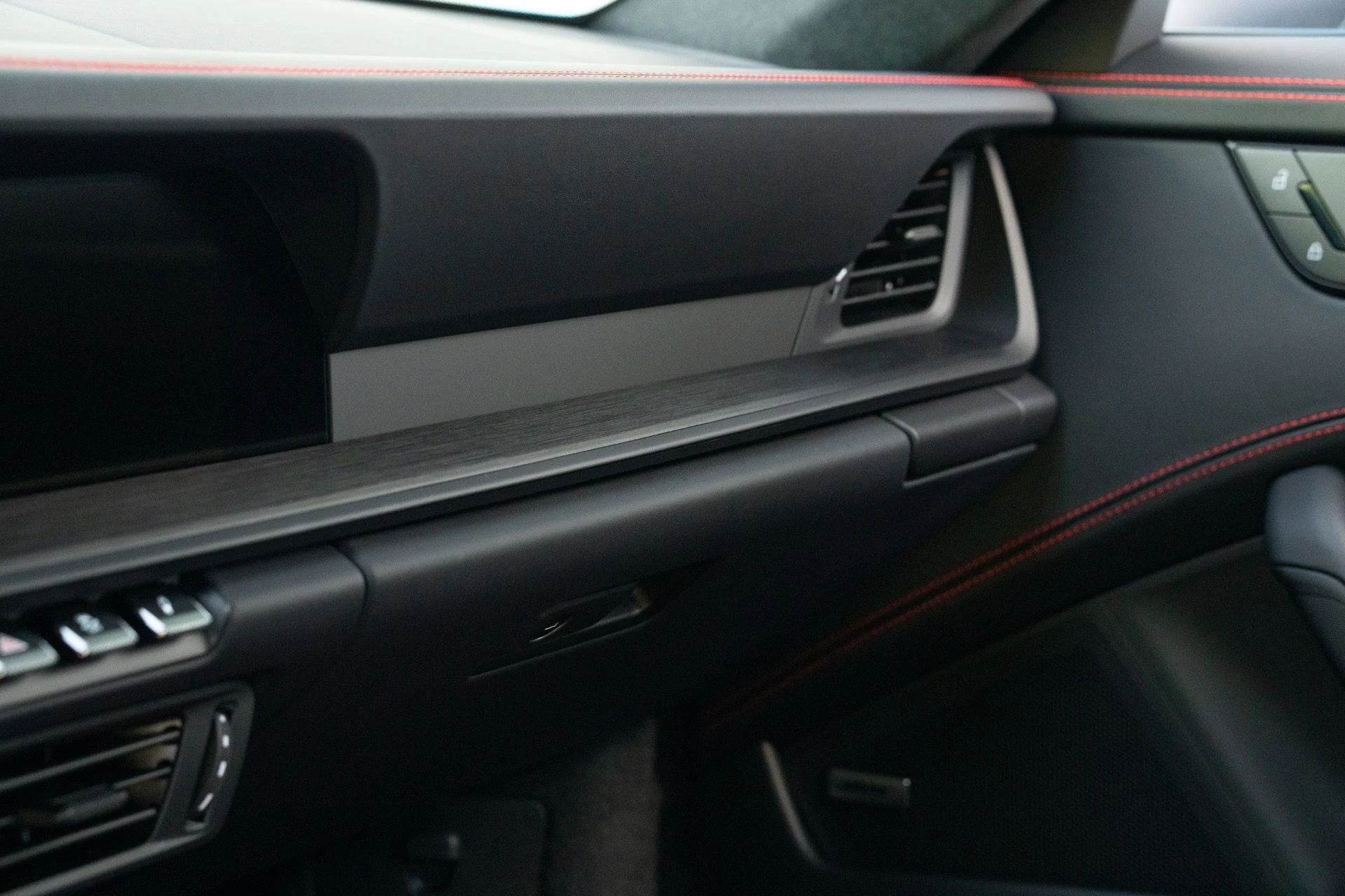 mph049_1853938201_Used_2026_Porsche_911_Carrera_4_GTS_1772219766_752829d773