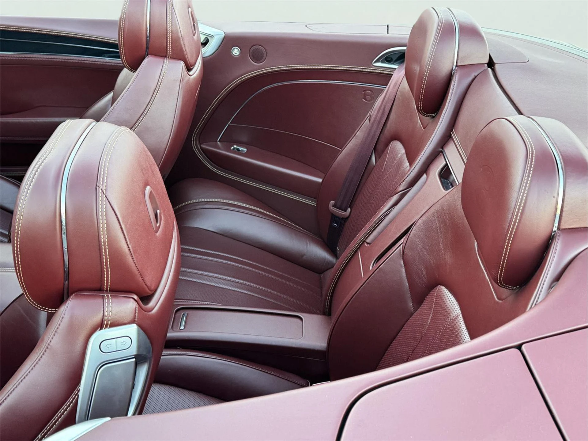 mph049_1855780175_f124af37655d4da231164d125aa172c4_21d0fd1e3e