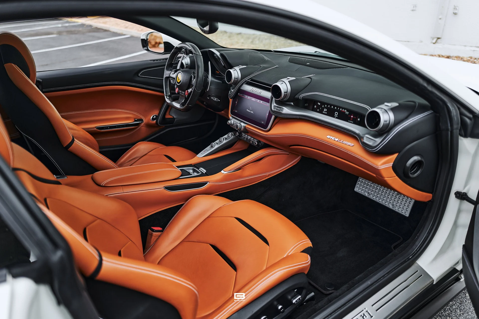 mph049_1875458766_69e2a493b33ad40f33513cd4_L1220579_44b1374dfb