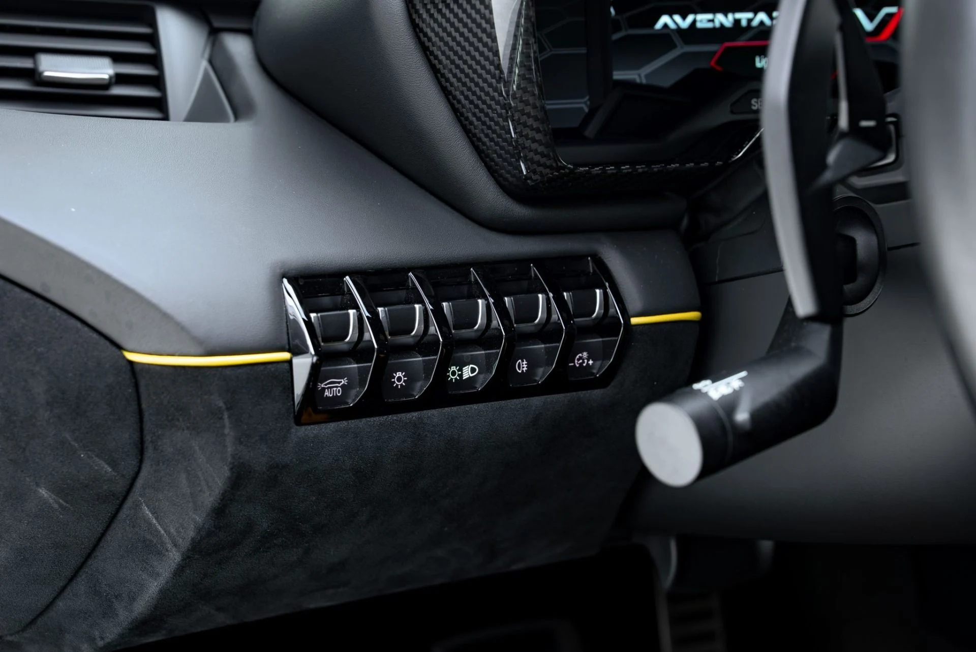 mph049_1890770908_Used_2021_Lamborghini_Aventador_SVJ_LP_770_4_SVJ_1780076945_11ce0f7456
