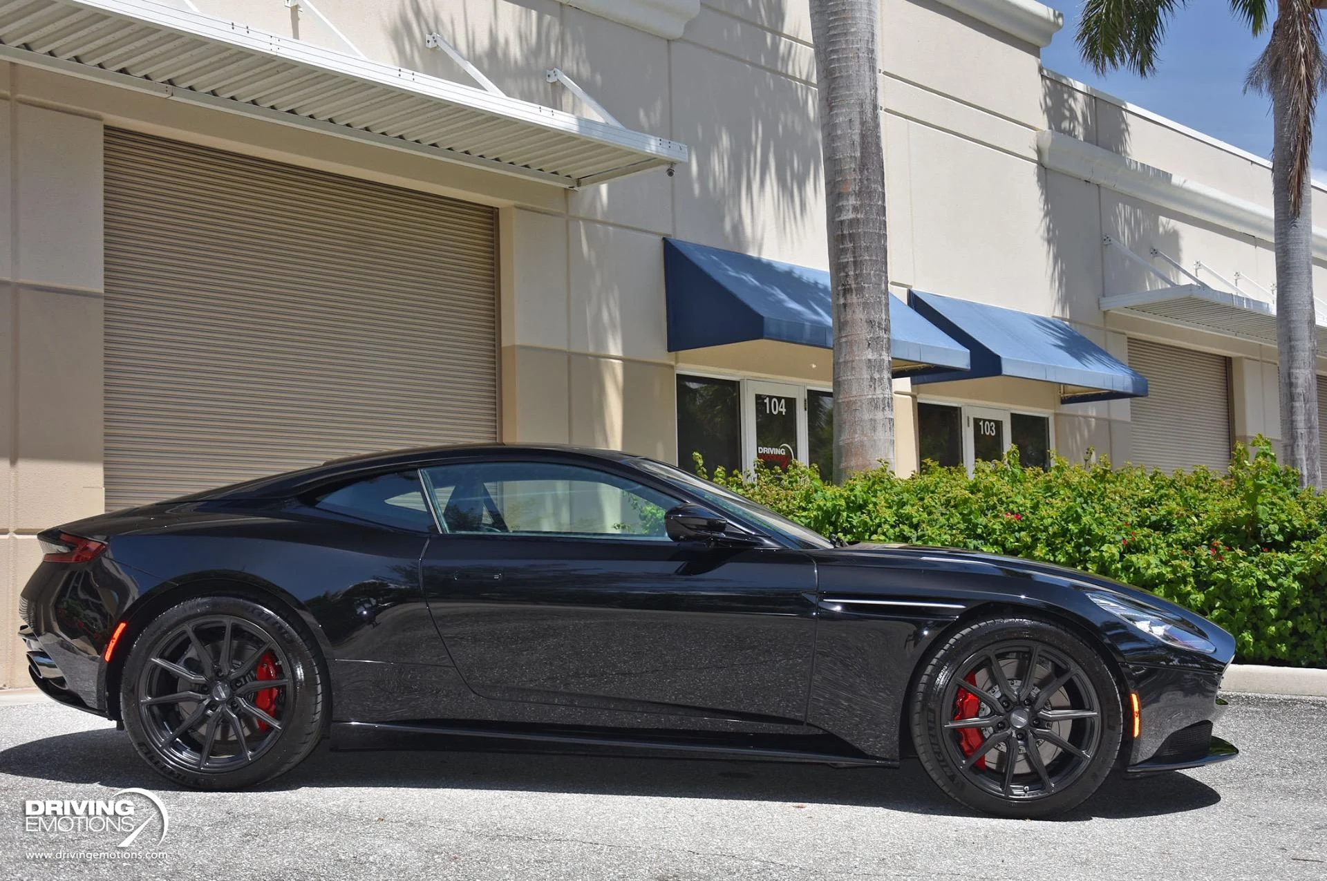 mph049_1891852348_861_p50_l_3f2814e2d1