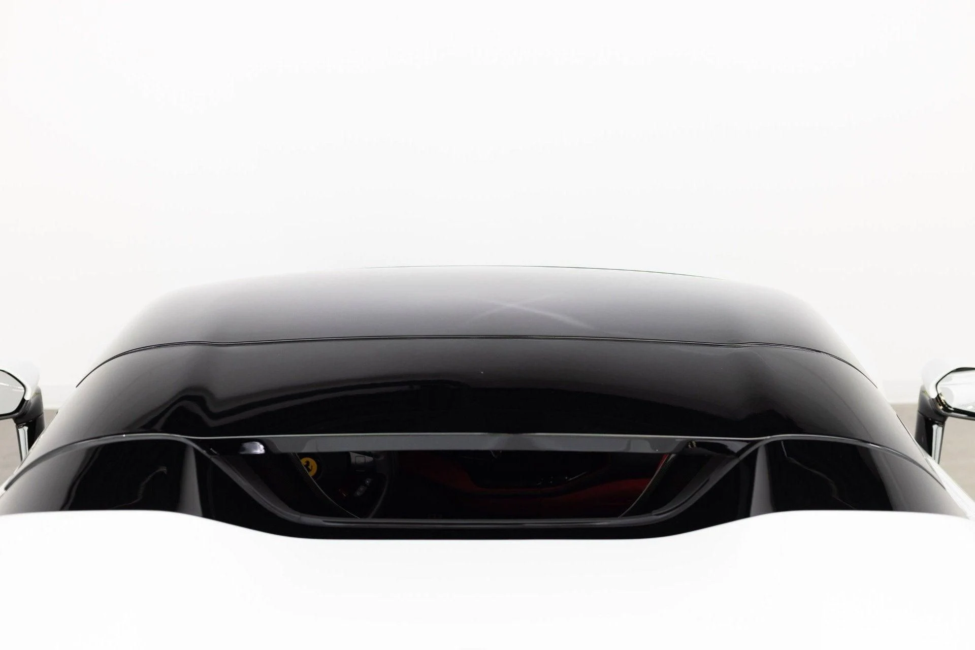 mph049_1922260365_Used_2022_Ferrari_SF_90_Spider_1777382768_1d34ceacbe