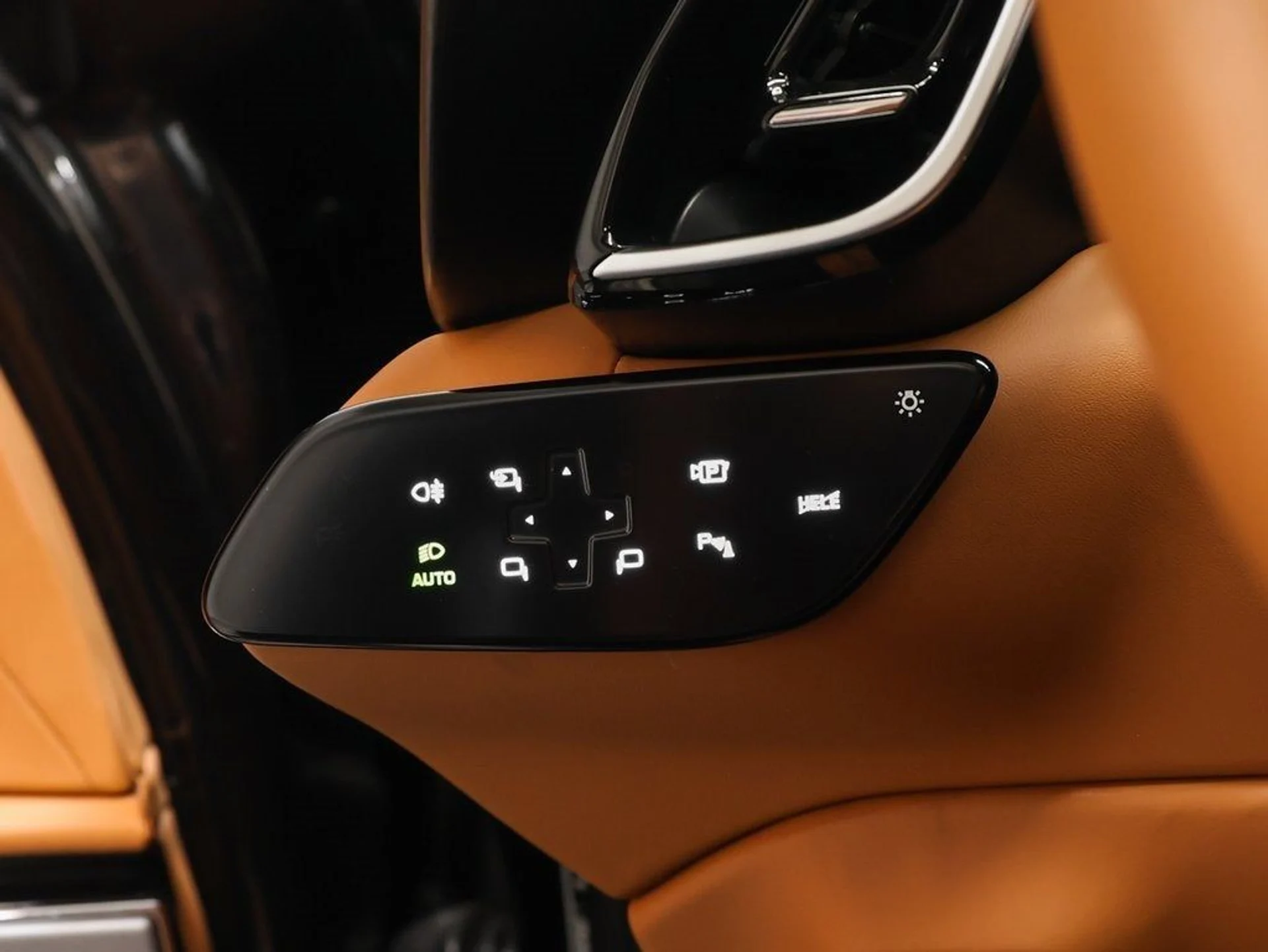 mph049_1925797113_50_8979fdeded