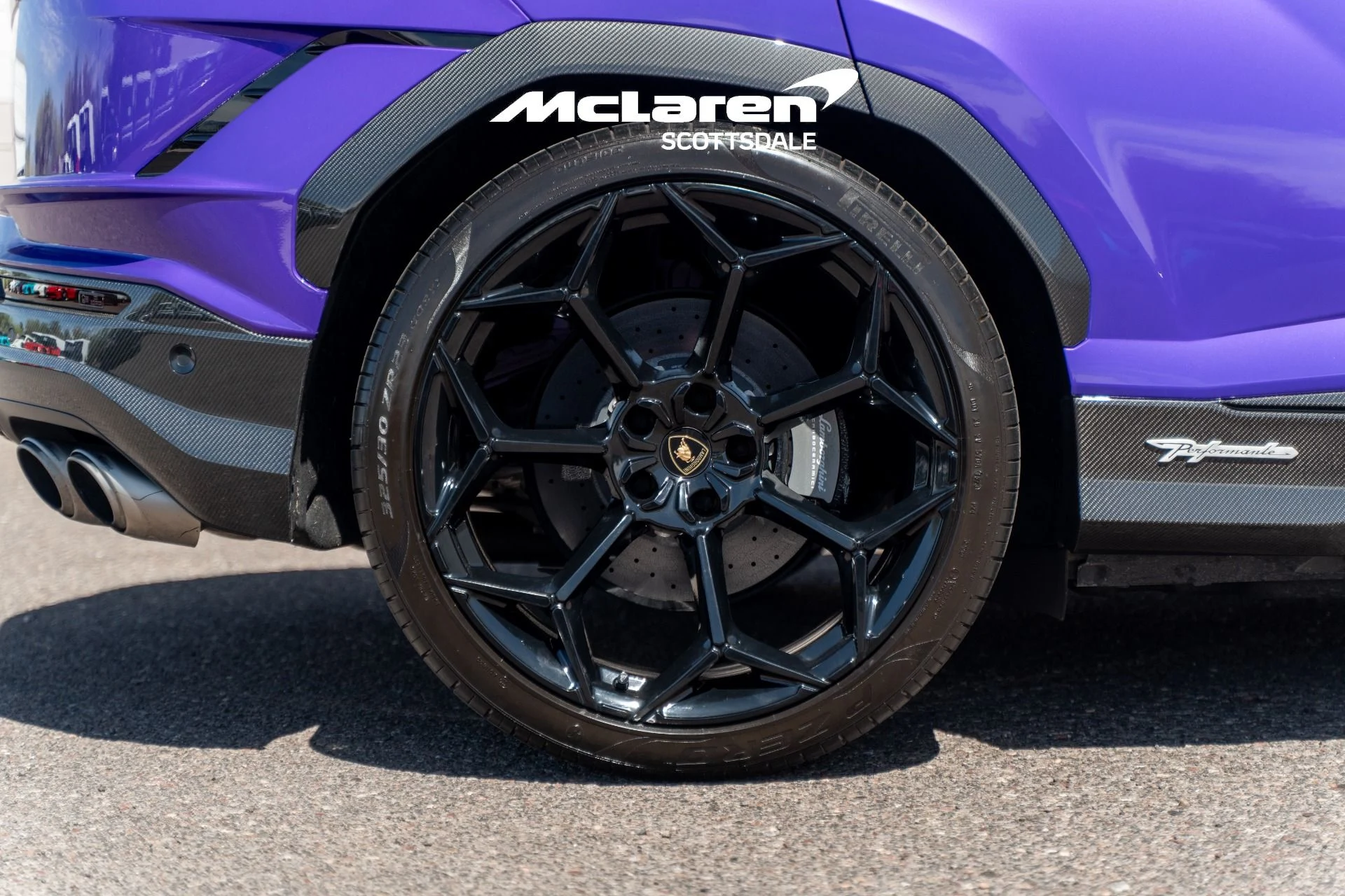mph049_1986406771_Used_2023_LAMBORGHINI_URUS_Performante_1780096364_c37d3995a5