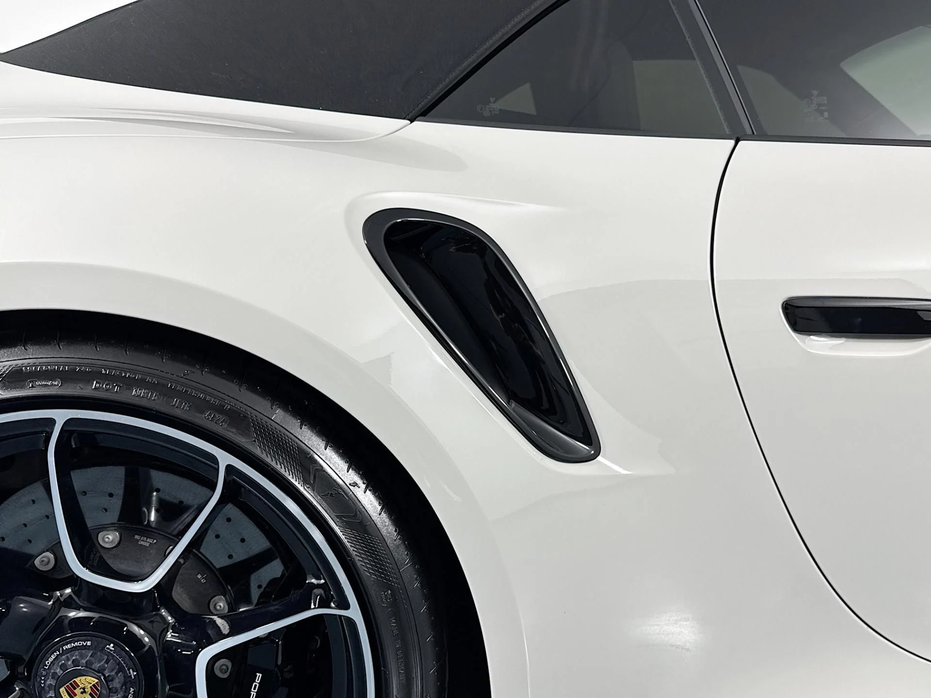 mph049_2016059994_Used_2025_Porsche_911_Turbo_S_1785281661_3c2e24d355