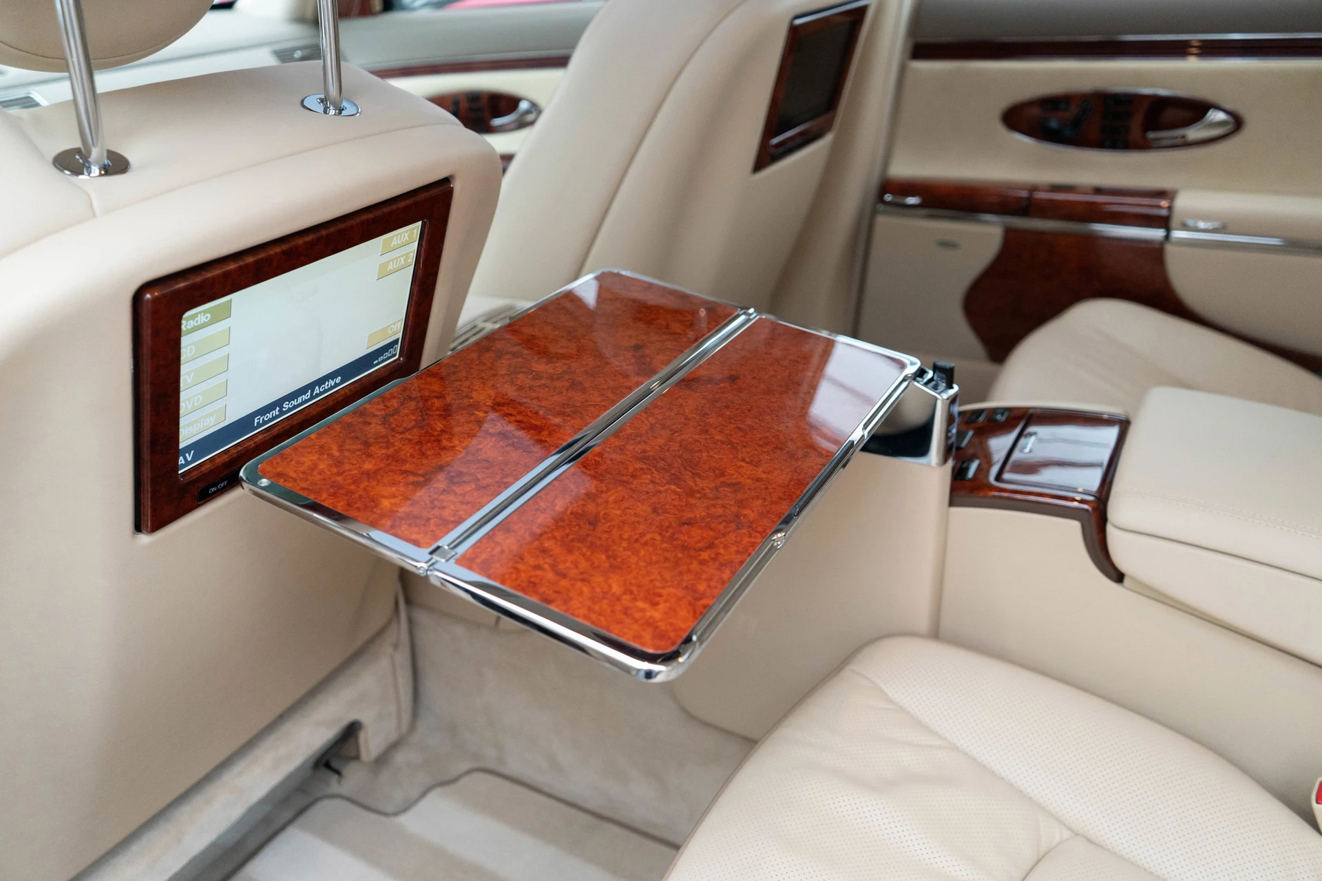 mph049_2022718611_50_1ca274582f