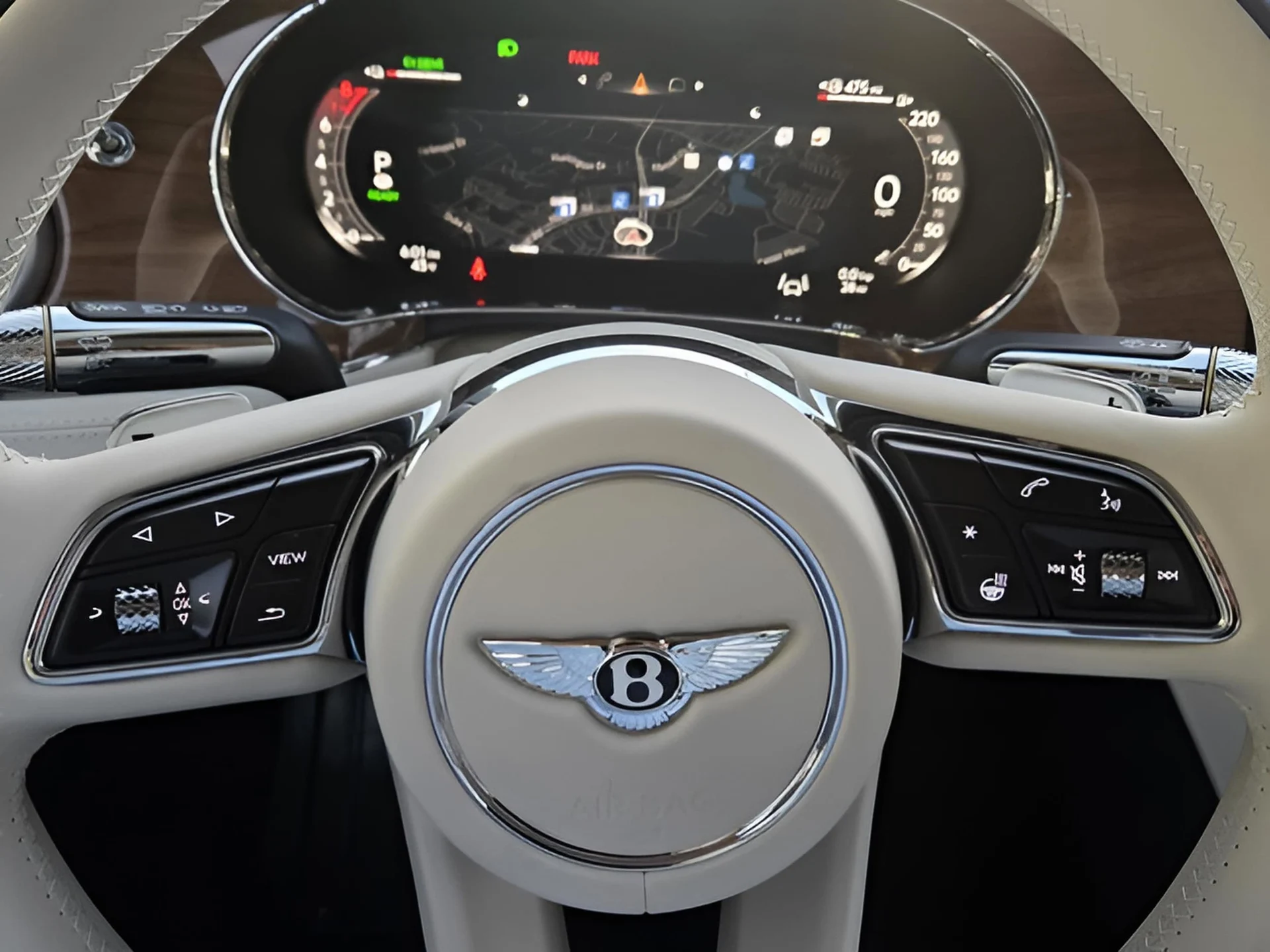 mph049_2028414760_f6aa005cbee94cc652024ff6d2317119x_7fb5a847da