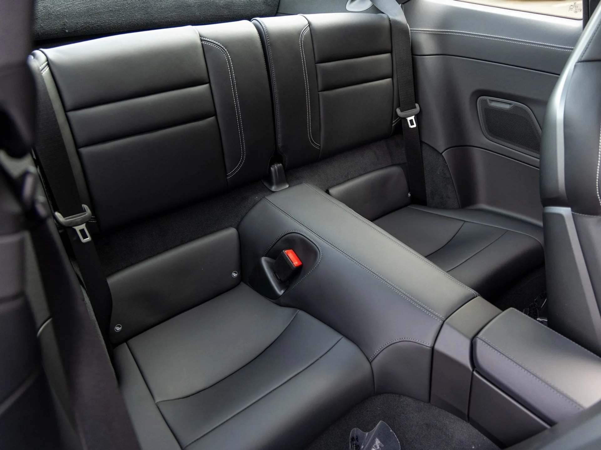 mph049_2047451710_50_c844a13cde