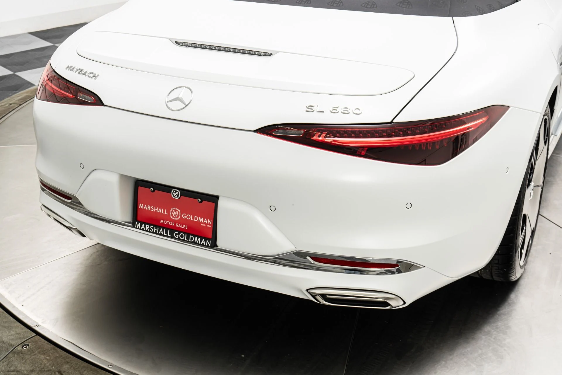 mph049_2049977287_Used_2026_Mercedes_Benz_Maybach_SL_680_Delivery_Miles_Factory_Matte_Paint_1779918409_1b3af2d7a6