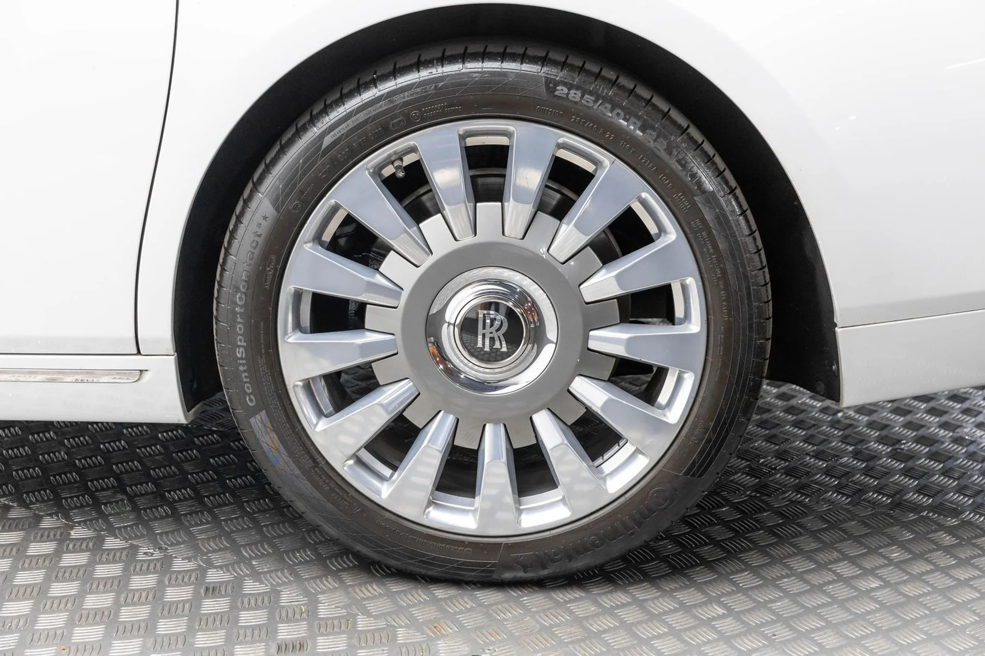 mph049_2054763585_50_d8d06c79df