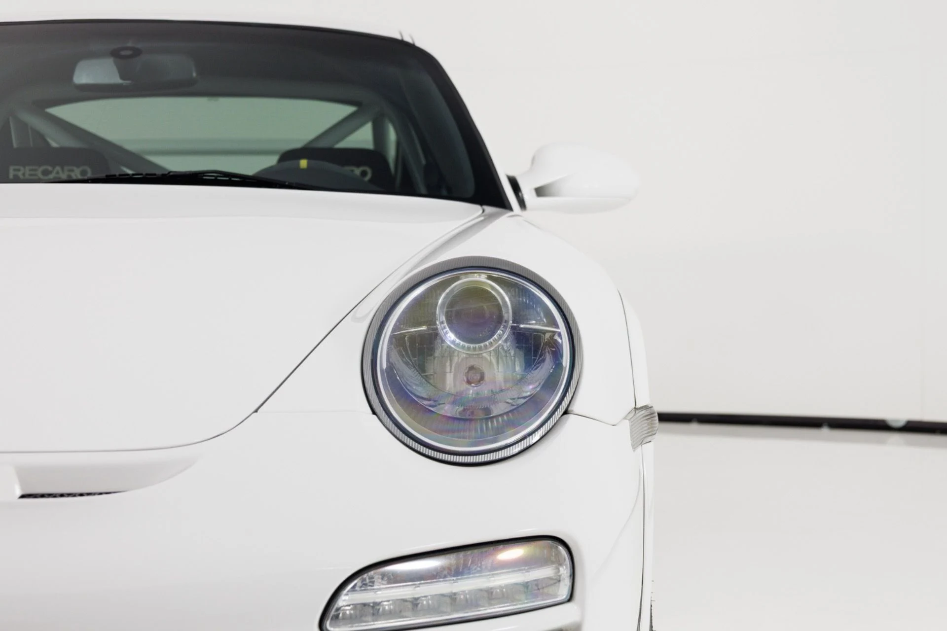 mph049_206063815_Used_2011_Porsche_911_GT_3_RS_1784218538_1690e4a68a