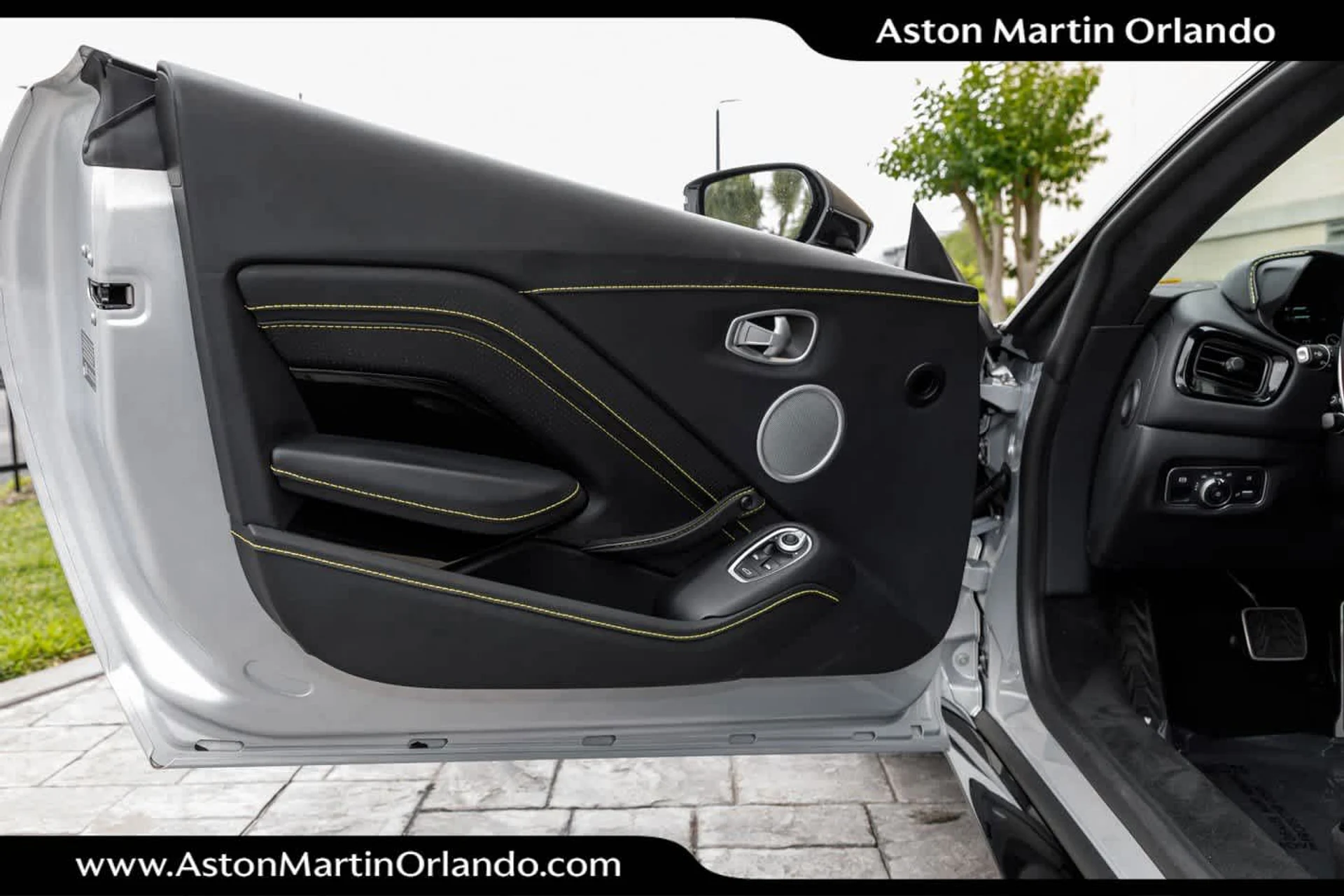 mph049_2083765555_50_28d4b7bebb