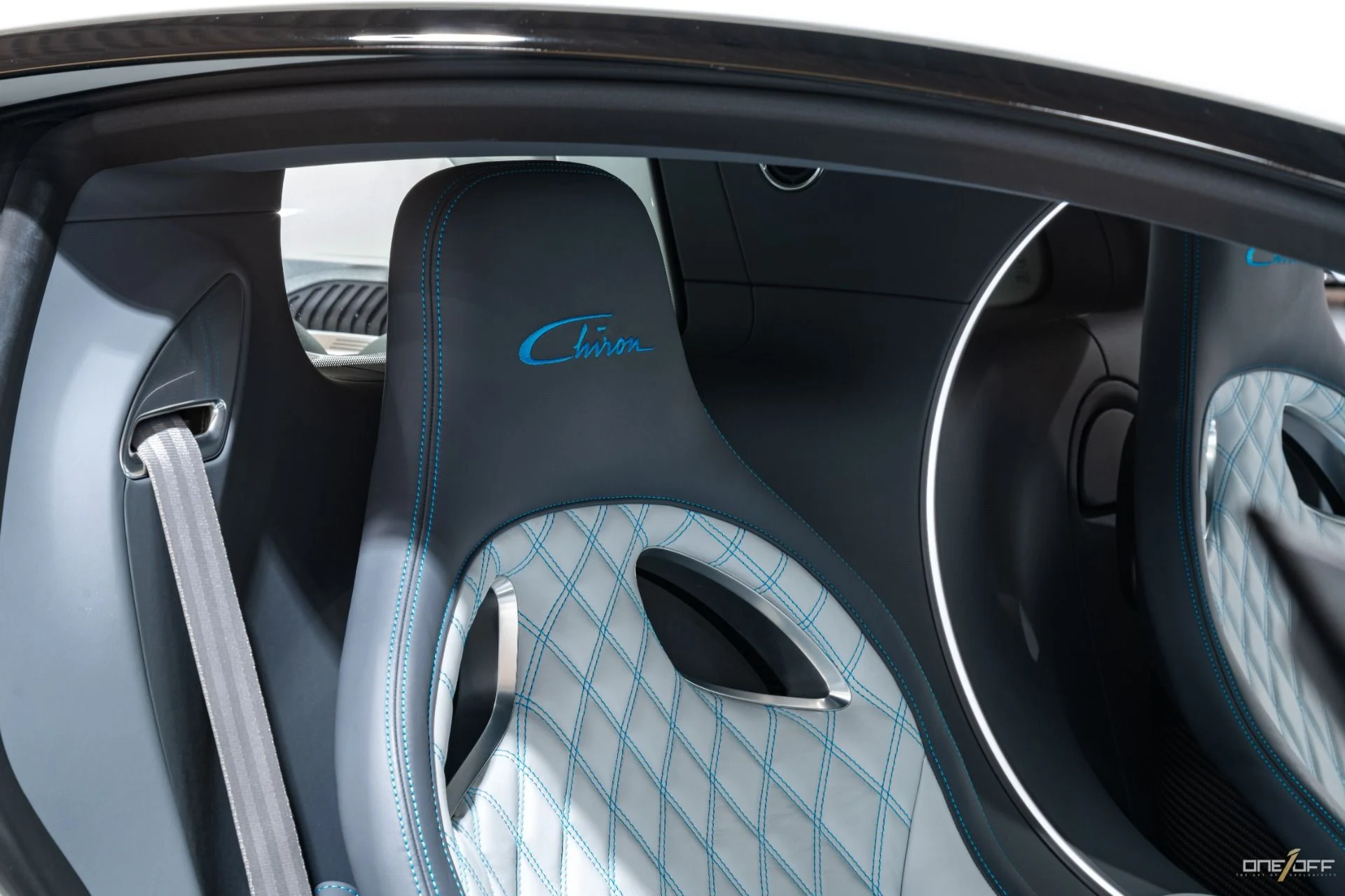 mph049_2091536173_Used_2019_Bugatti_Chiron_FULL_PPF_HRE_Wheels_Caracteres_Included_Comfort_Seats_Black_Carbon_1709734530_281ebaa555