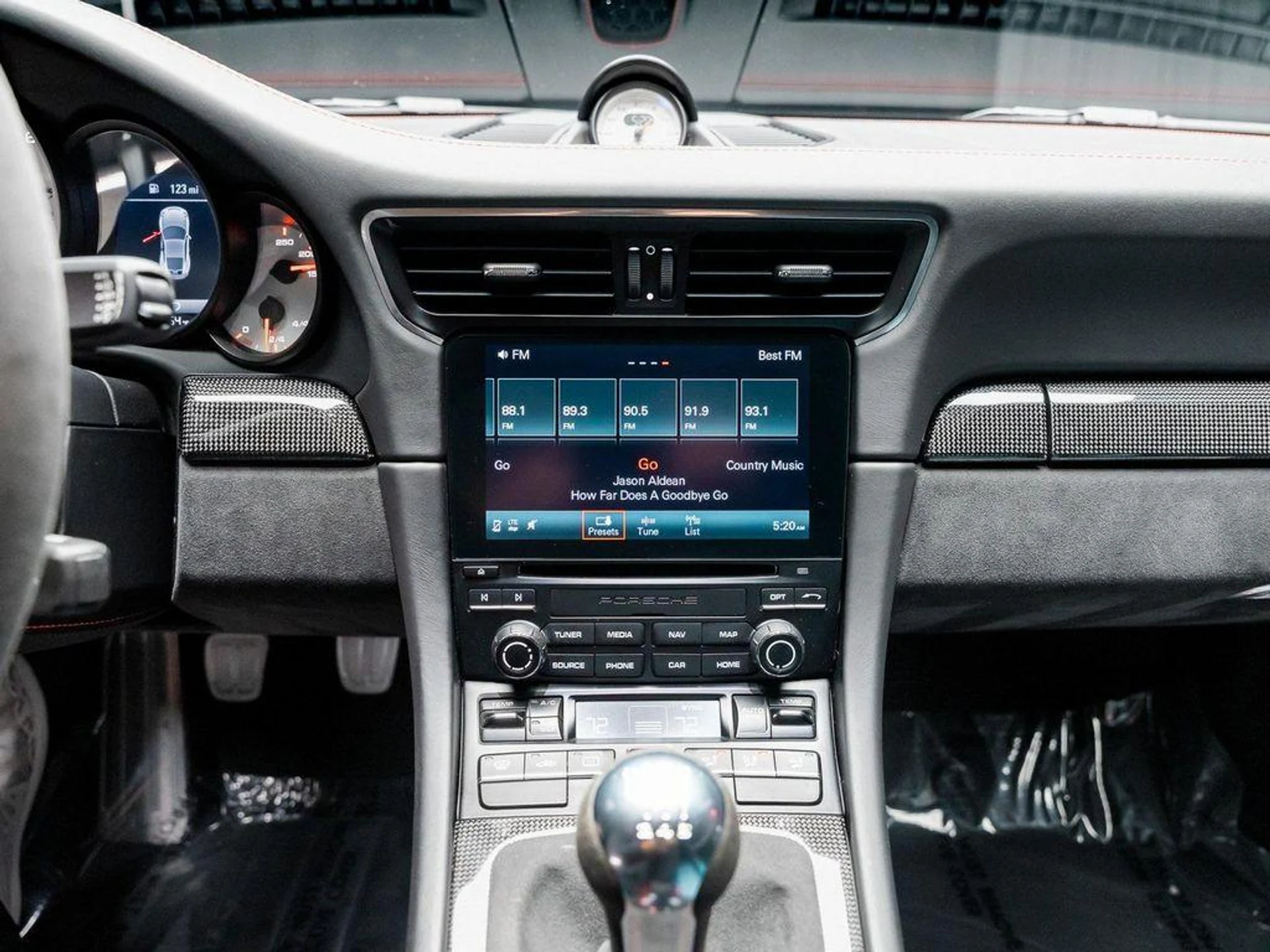 mph049_2103609589_G_Lu9h_Q_Zq7f_Qj_Vxv2j4_P4y_Zj_Gu_C4_c121b405f1