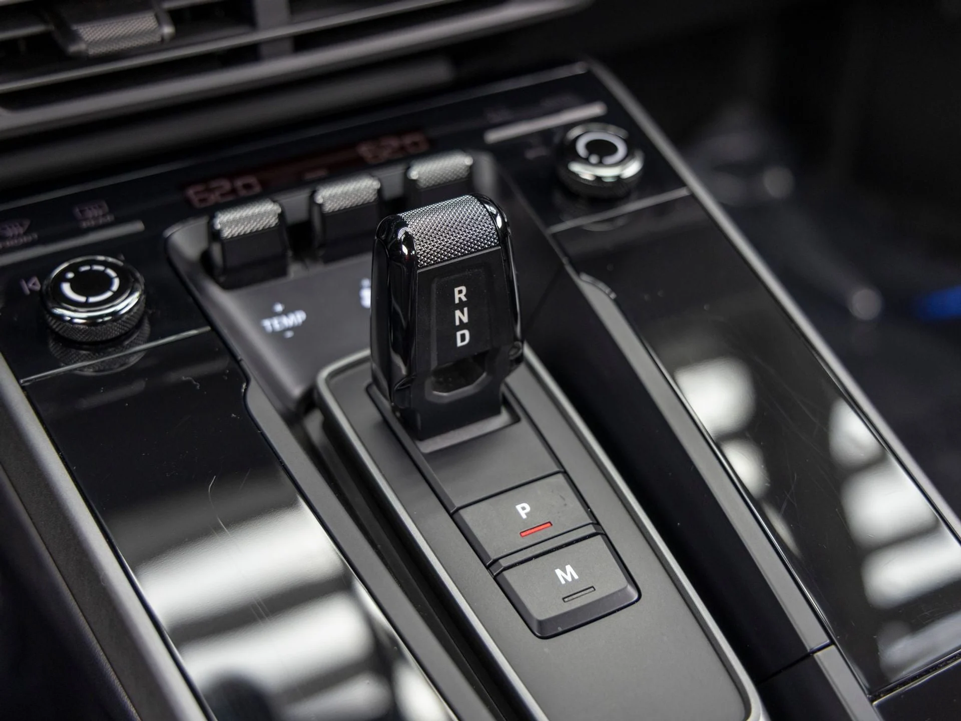 mph049_2104676360_50_10af59398e