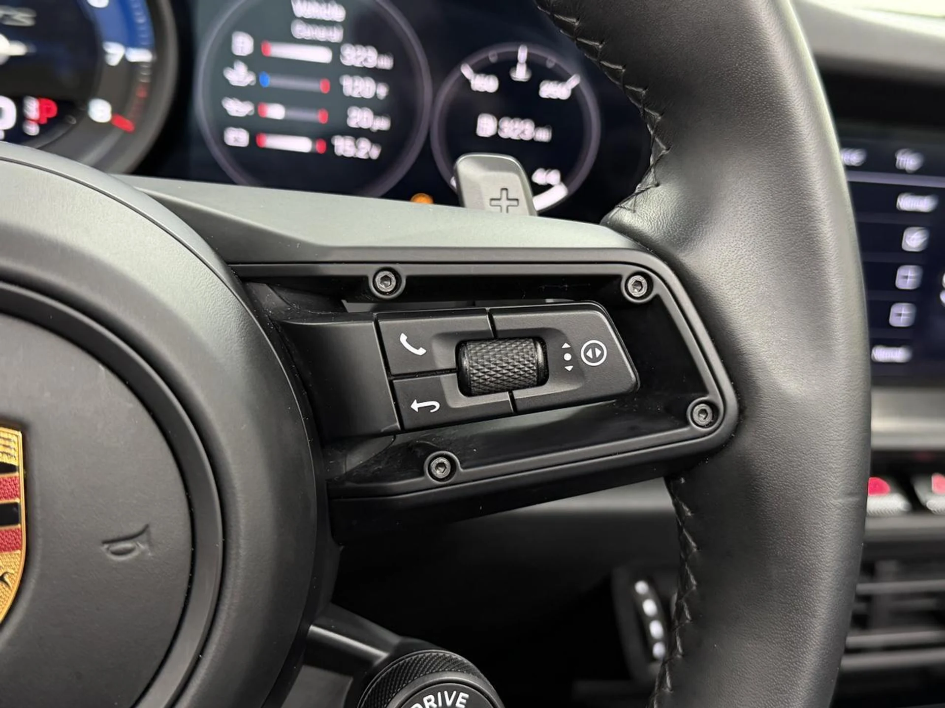 mph049_2108028231_ba5128fea796f76b79c6b23d8d4ca983_77328c368c