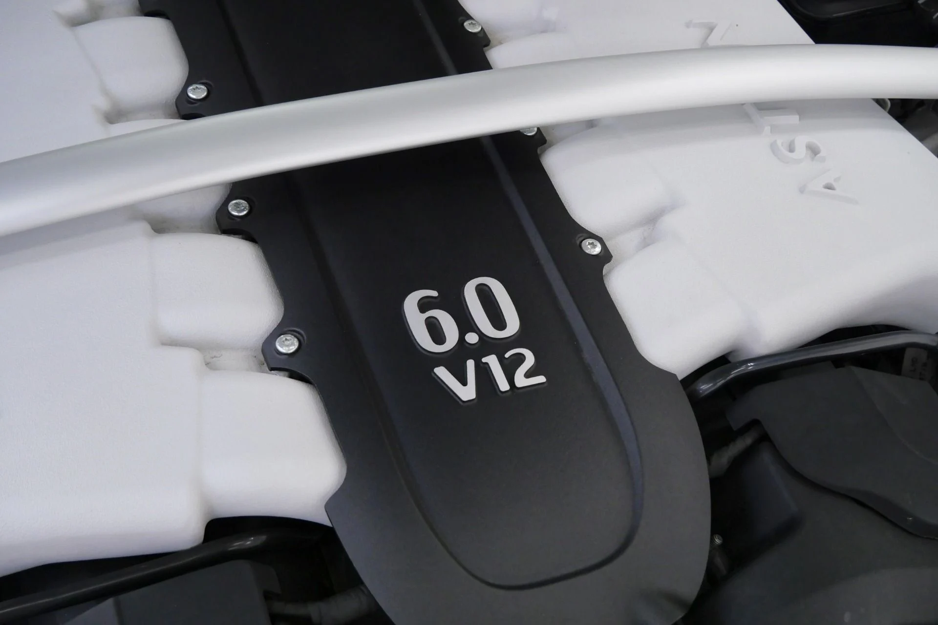 mph049_2134658848_Used_2017_Aston_Martin_Vantage_Roadster_7_Speed_Manual_Limited_1_of_100_for_the_USA_1765816519_89290f654b