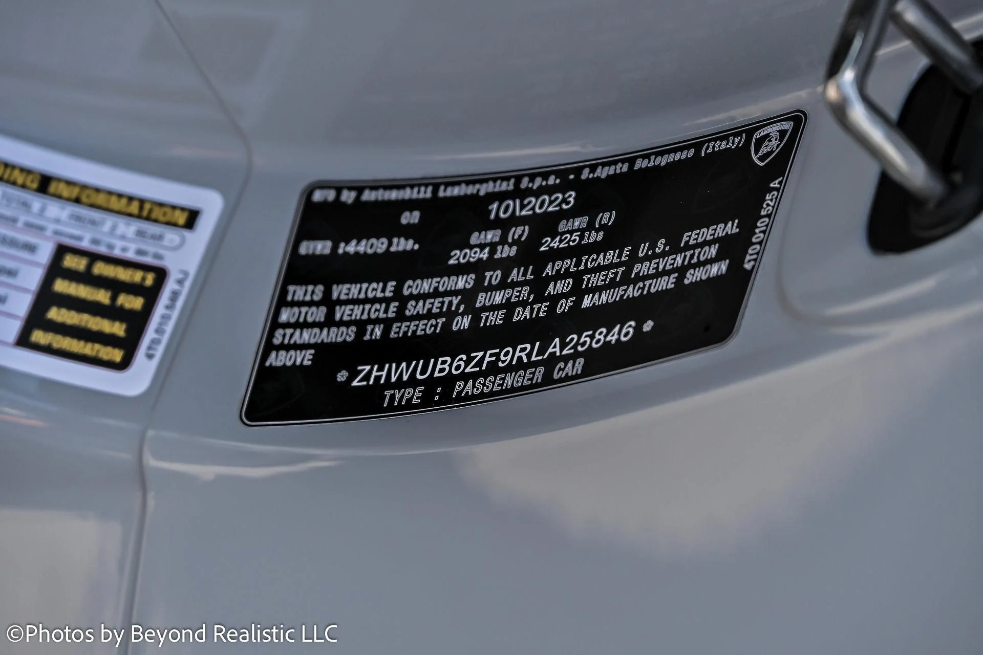 mph049_2139295574_Used_2024_Lamborghini_Huracan_Tecnica_1757145975_4876a87ef1