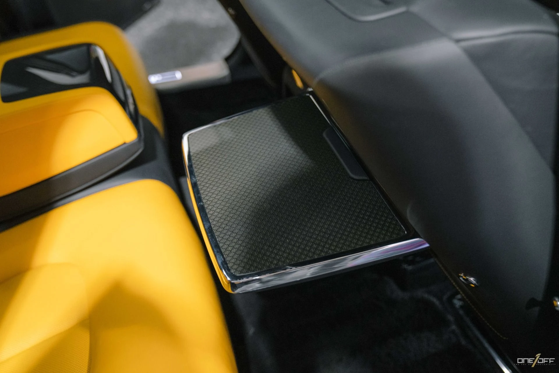 mph049_2176644129_Used_2022_Rolls_Royce_Black_Badge_Ghost_FULL_Urban_Design_Carbon_Kit_477_K_MSRP_Starlight_1759778193_38fda145c3