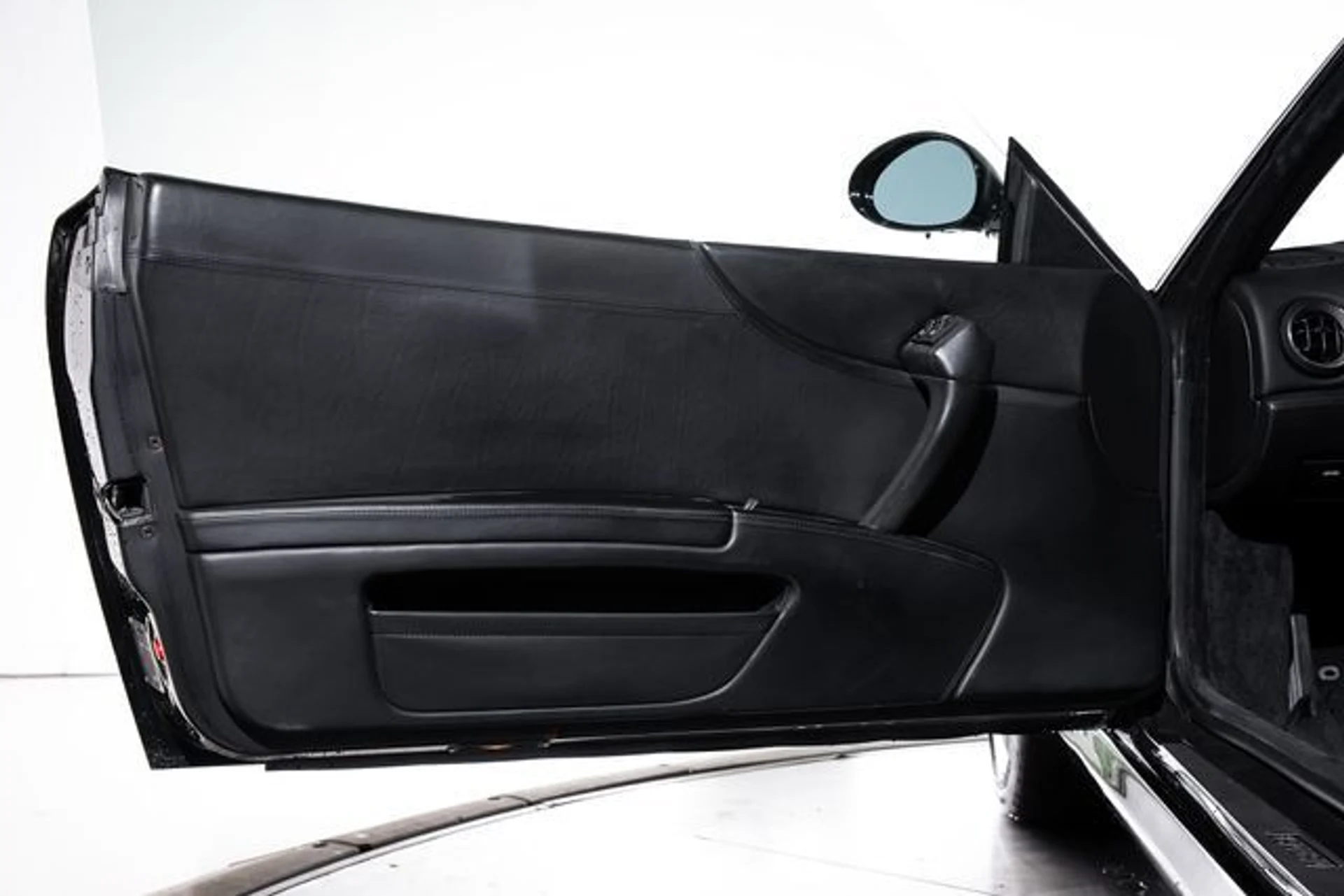 mph049_2206744002_1dc15bf379b94f013f2560ddcaeaa61ex_1152c0f22a