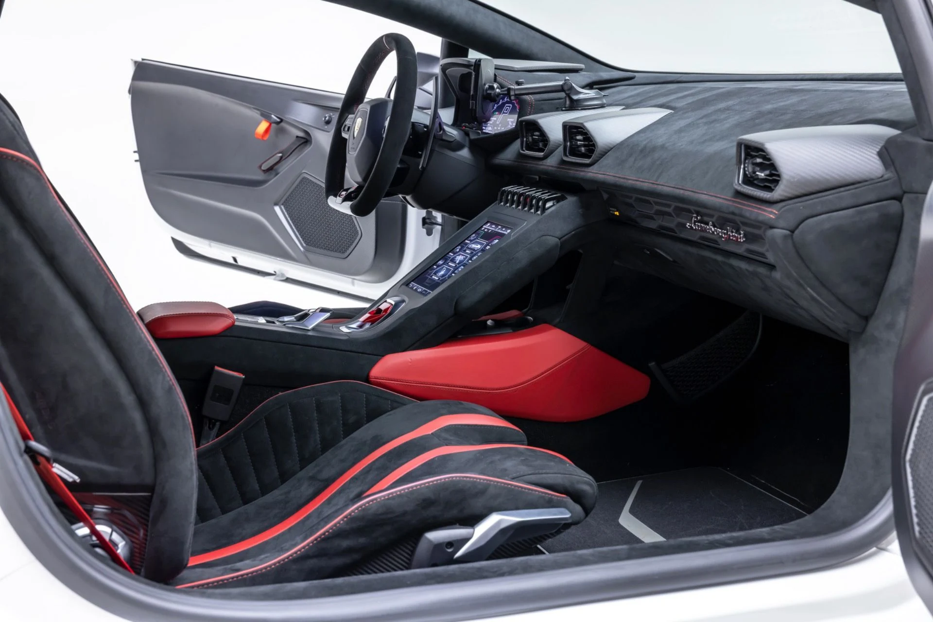 mph049_223156588_13197_p50_l_e4d28c8b15