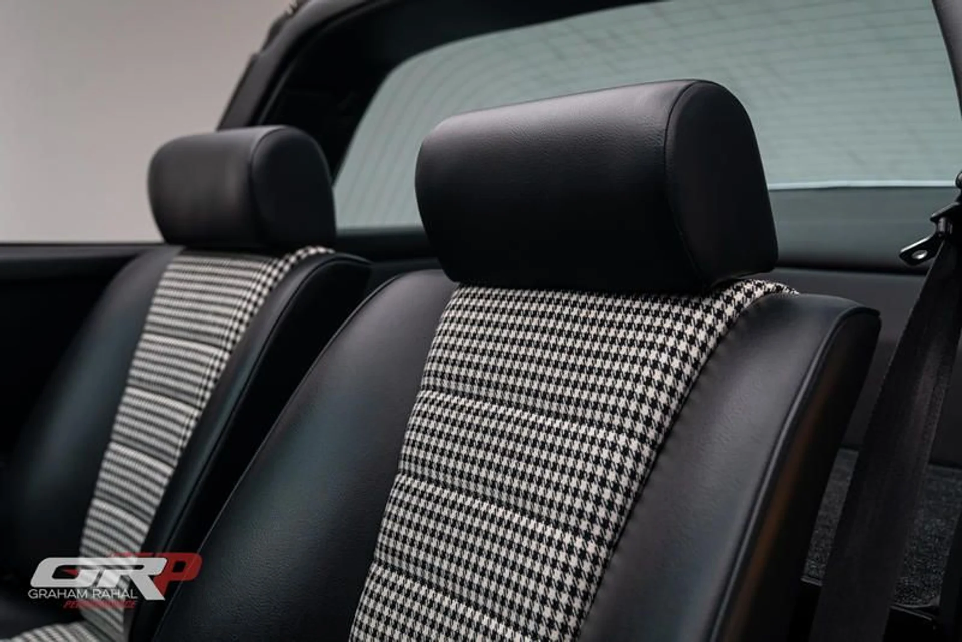 mph049_223570957_E20_F5_D28_86_E5_46_D6_942_C_47_CFF_0626_C72_4f35e31434