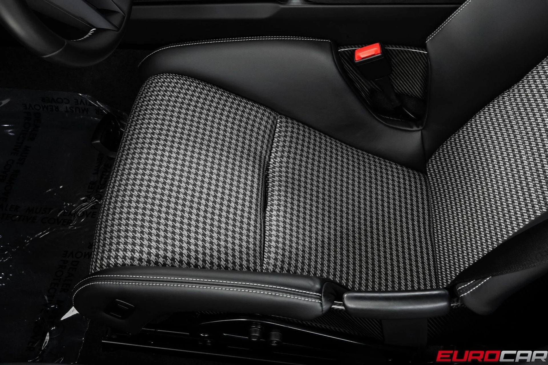 mph049_2253394971_image_50_33f197fcf5