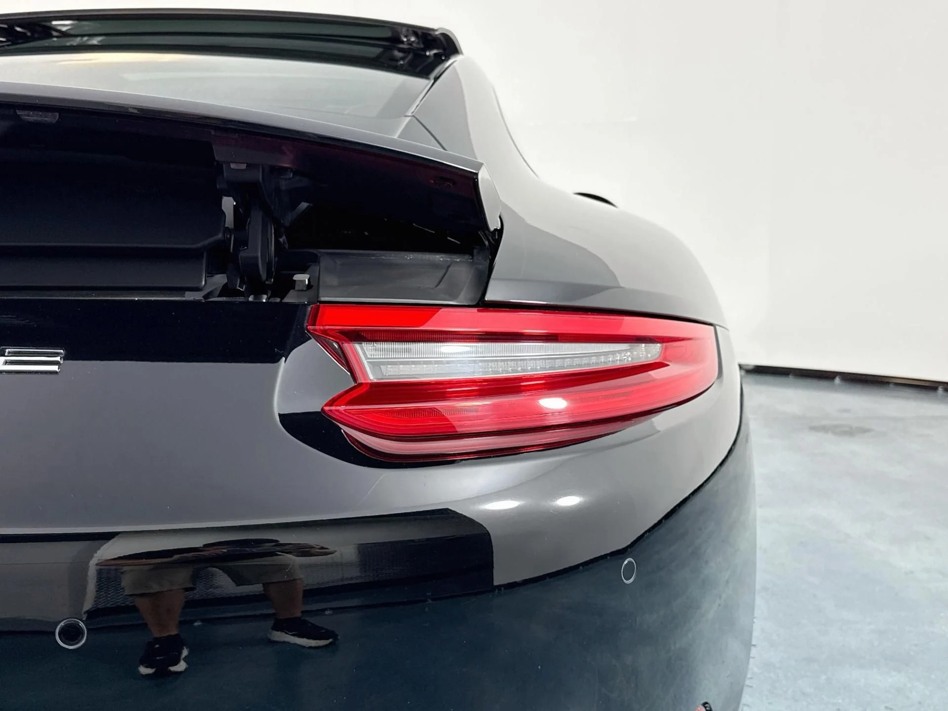 mph049_2272306975_Used_2017_Porsche_911_Carrera_S_1788200860_9f7fbc0940