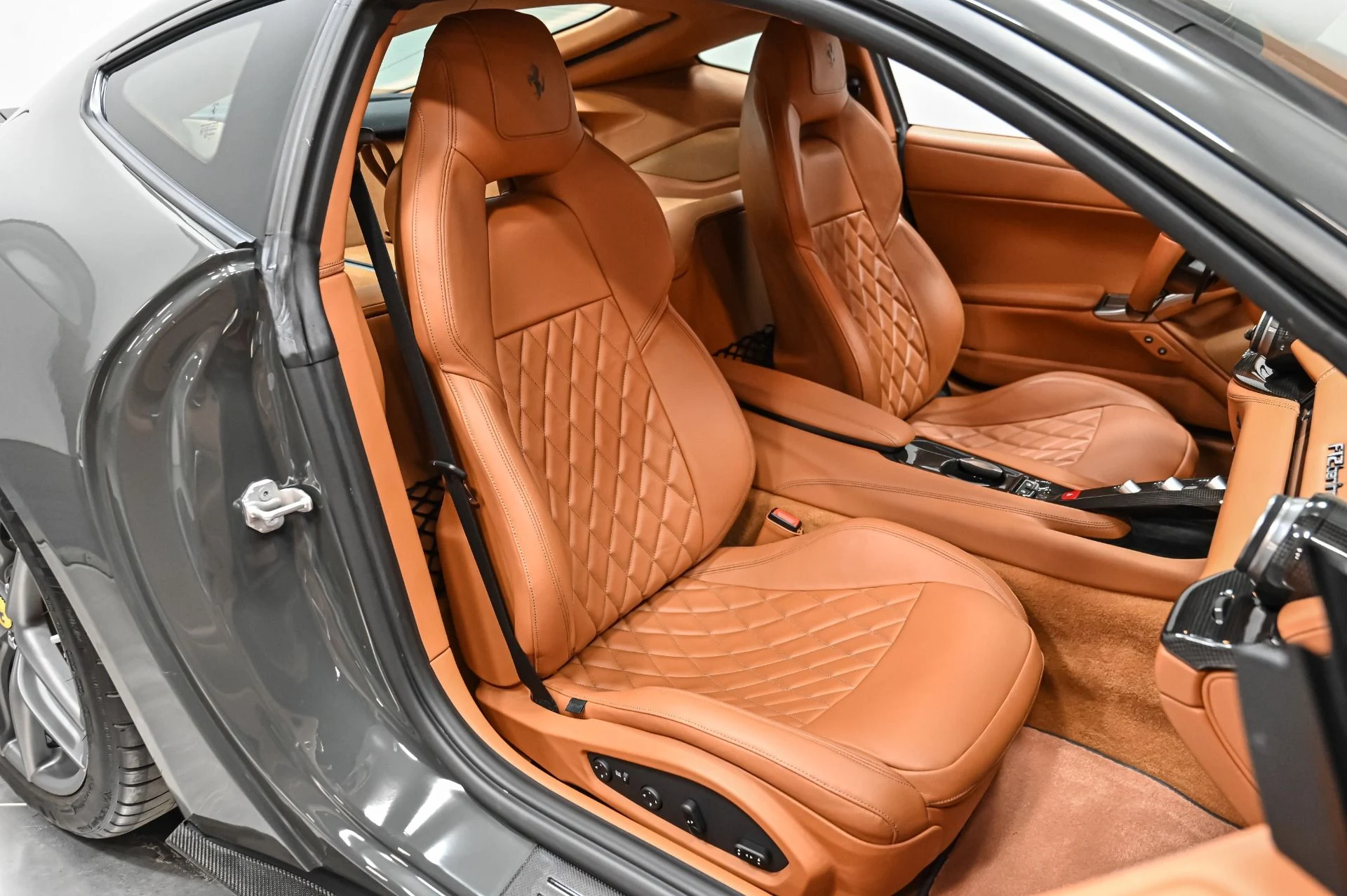 mph049_2275493379_Used_2016_Ferrari_F12_Berlinetta_1756933950_f50c7f6cee