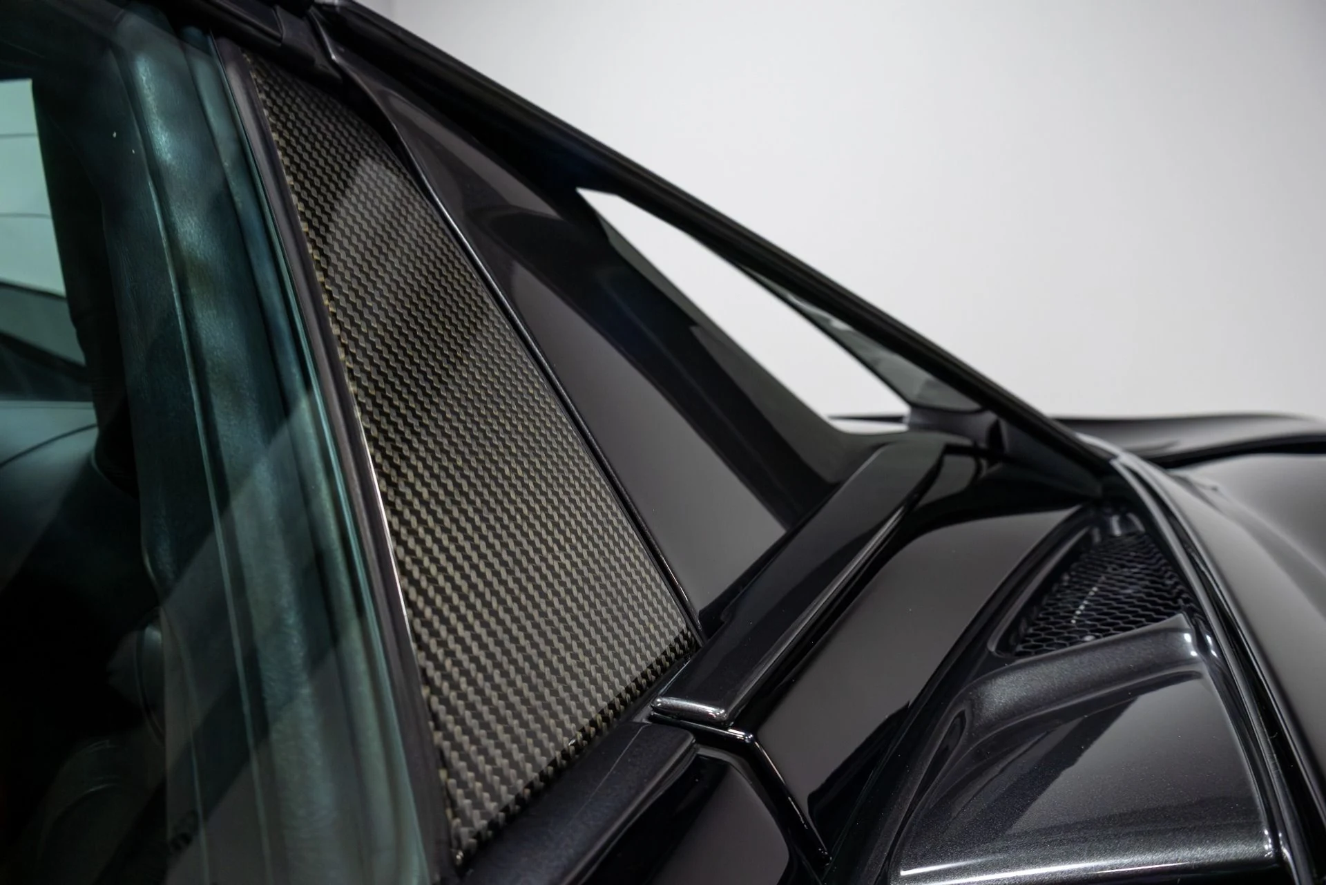 mph049_2278207563_Used_2019_Mc_Laren_720_S_Luxury_1770250296_23ae8f44a5