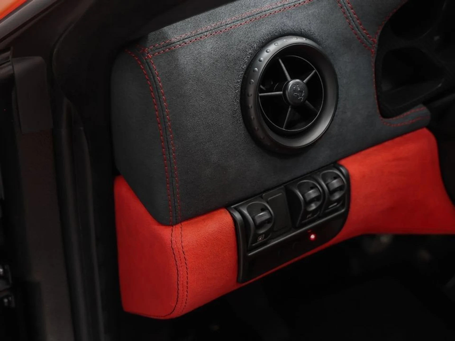 mph049_230466222_50_f889a5f6ac