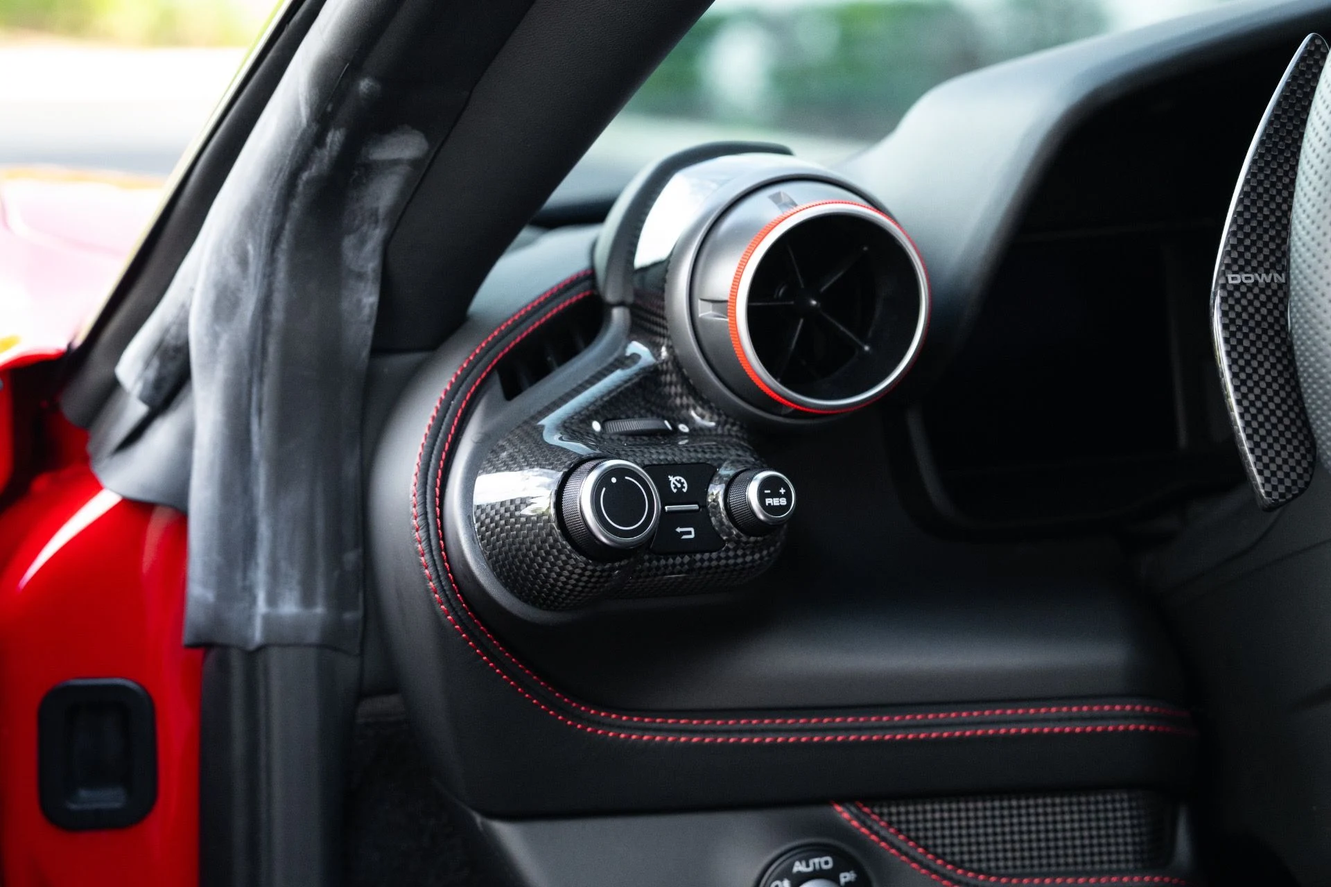 mph049_2327966316_Used_2022_Ferrari_F8_Tributo_1774670303_8a593d7ea6