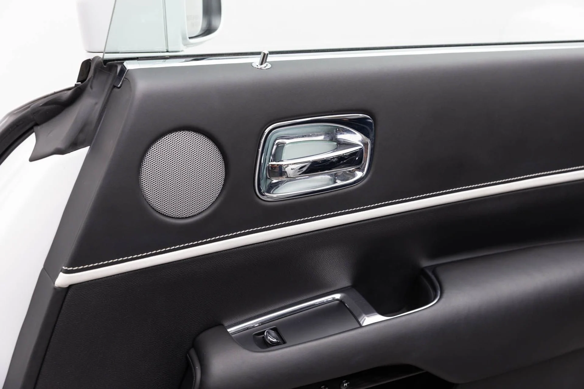 mph049_2329347750_50_3a7dd56add