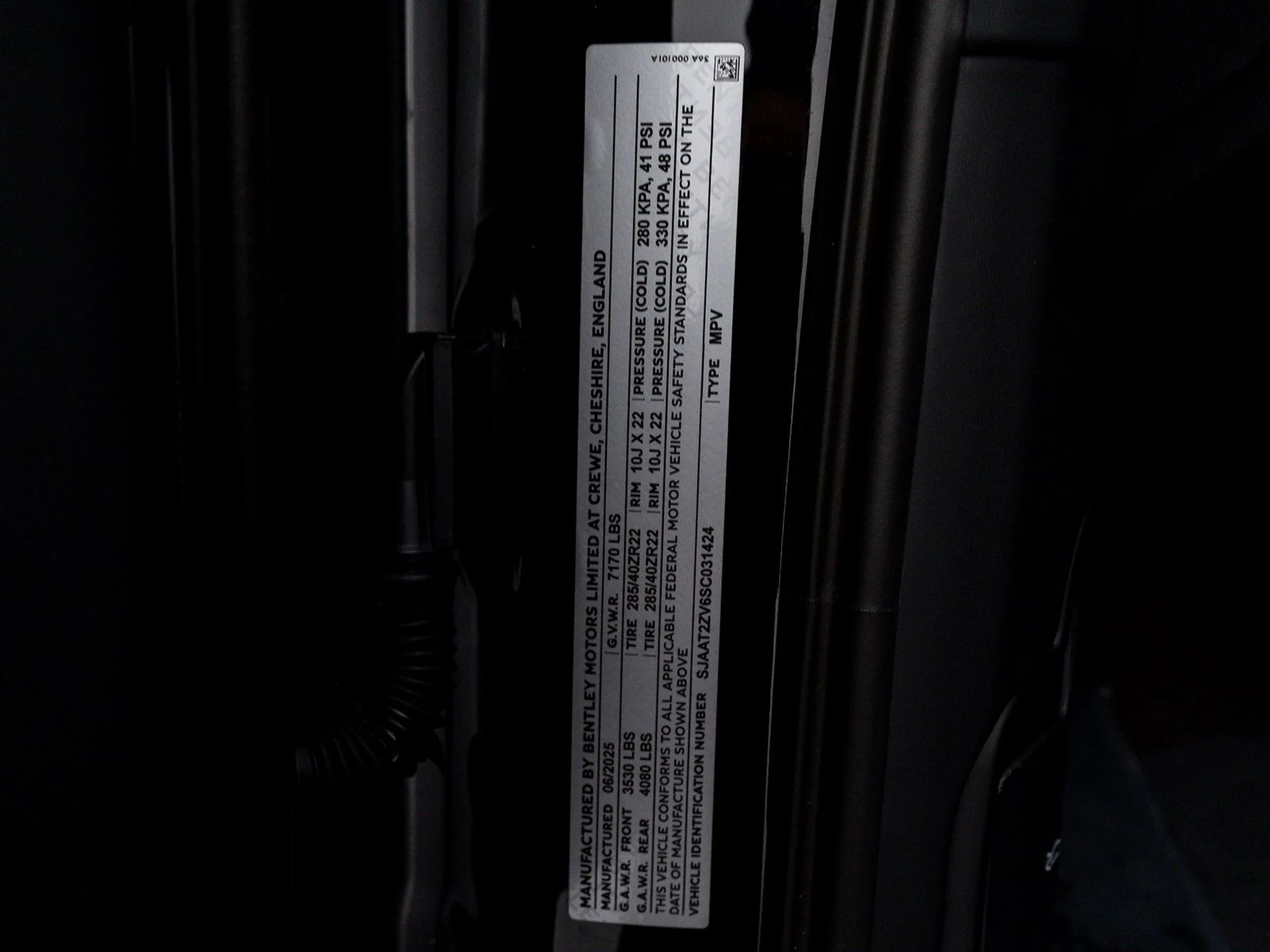 mph049_2342183374_9ec5b02022307824a95405ea10ed351c_3b0f48b345