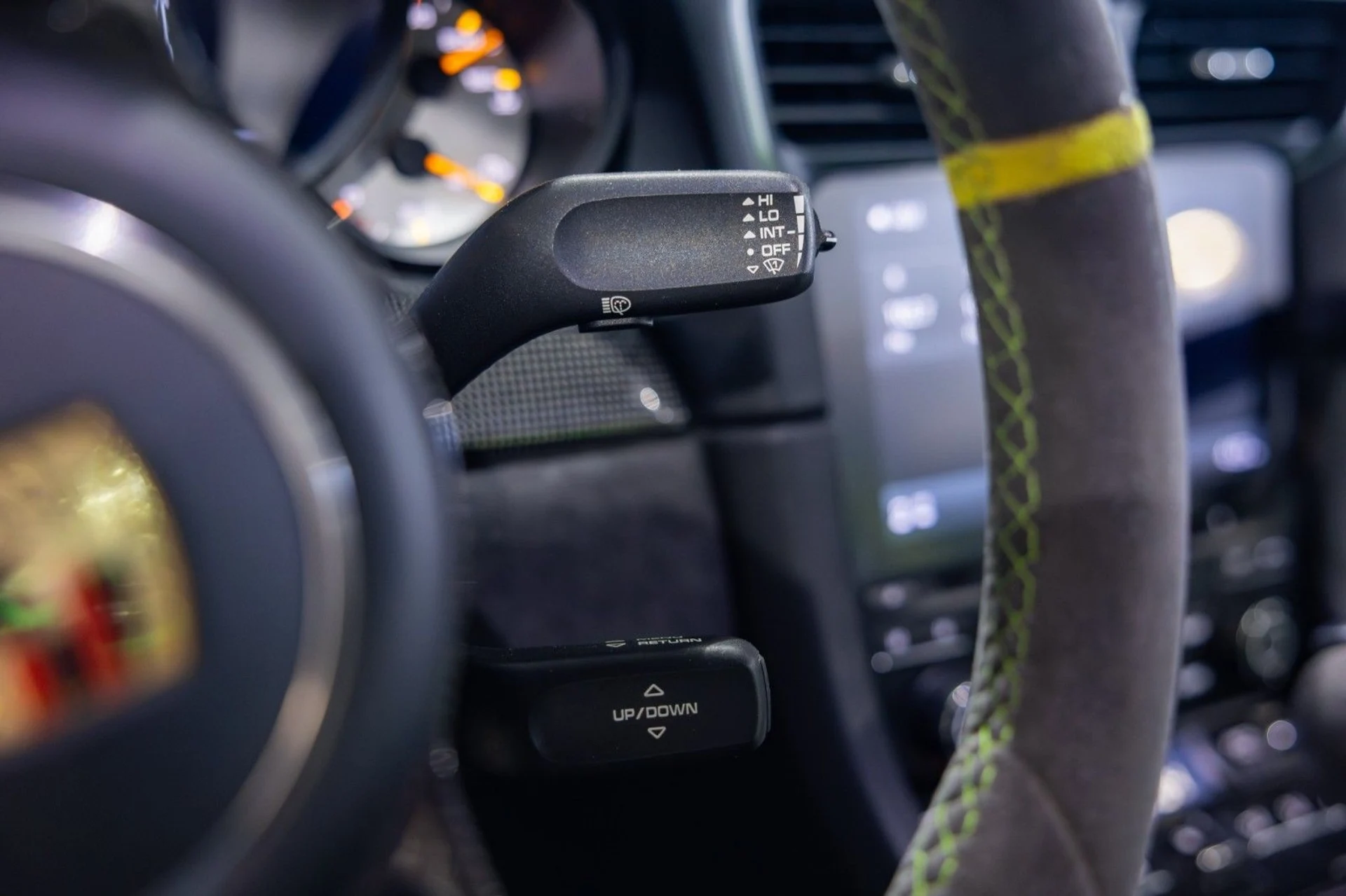 mph049_2353235629_v_Q_ff632b82e4