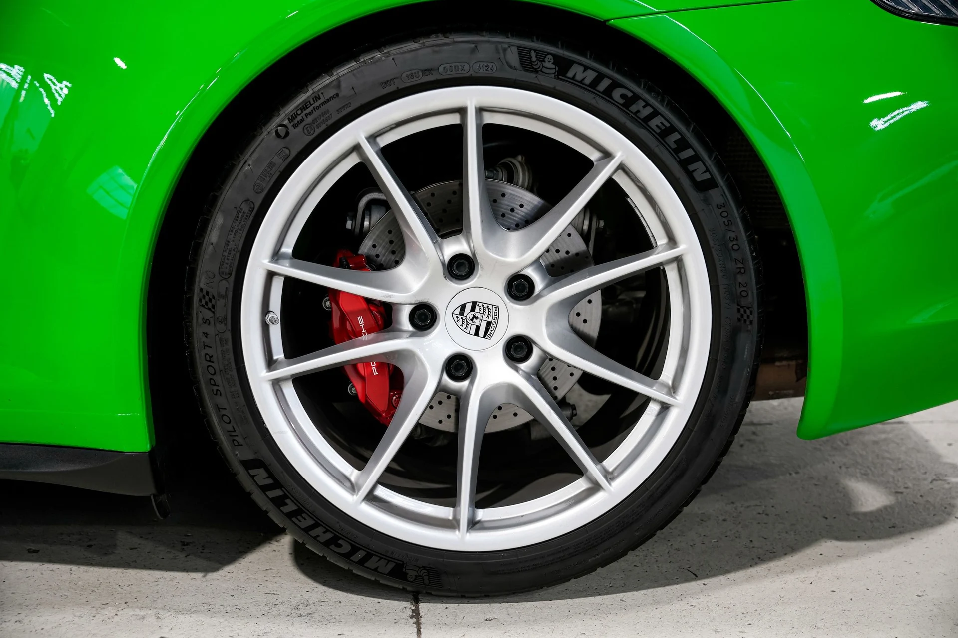 mph049_2355208719_391a270baeeb2d63ddb11ddcdefa63a0x_dc84c8e3e6