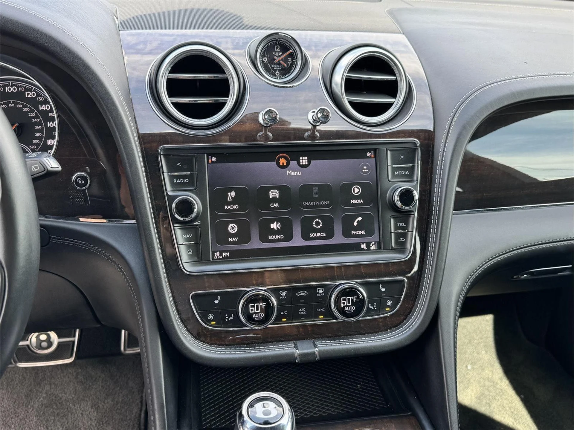 mph049_2361891133_4f123a4d1a695af31a19779083ea7d4b_459de21d17