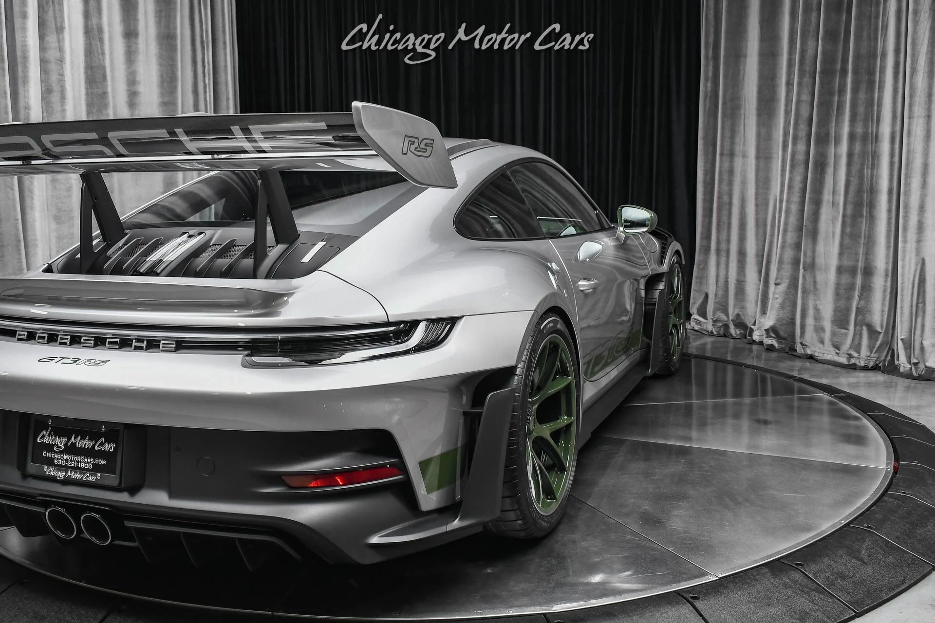 mph049_2368644114_14009_p50_l_7f500771af