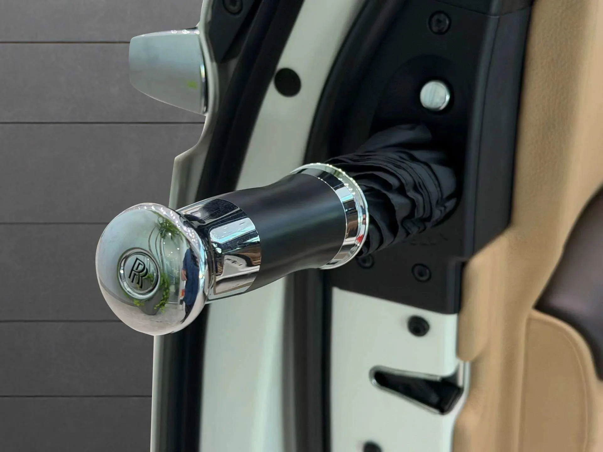 mph049_2382736492_79394bbc629e46b585e4d55787ba0452_df793fc76c