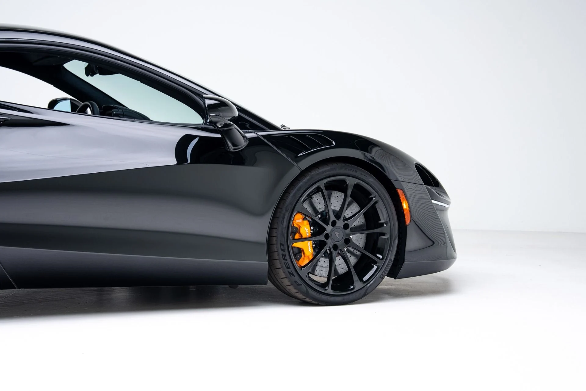 mph049_2387578955_Used_2026_Mc_Laren_Artura_1770152566_a9f5d4c14c