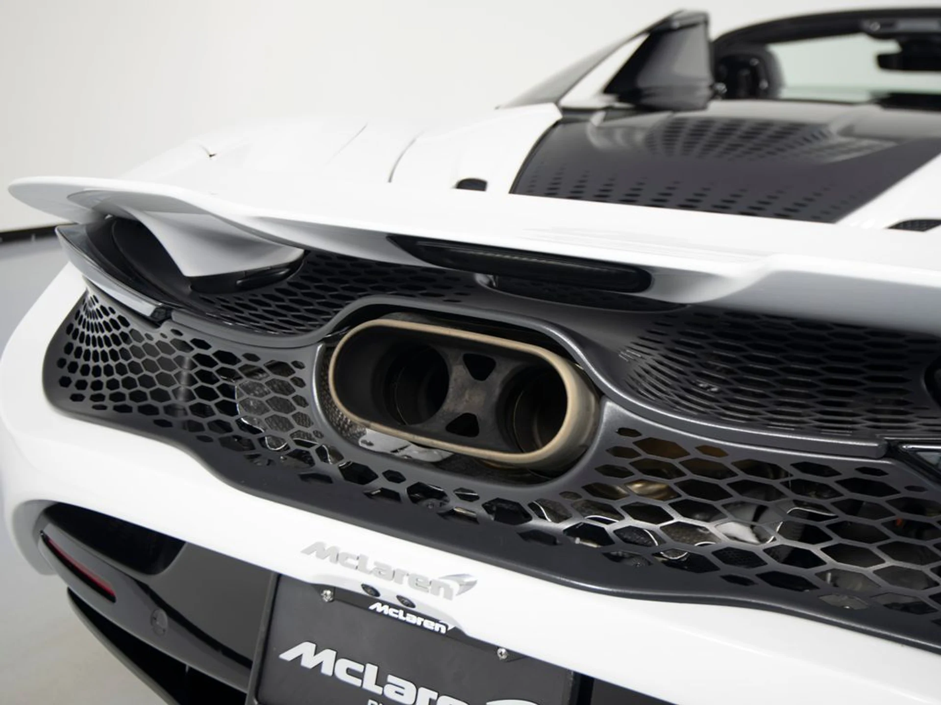 mph049_2400793626_f262ca77f1f5f0b784aac6060616215fx_e79d3e1400