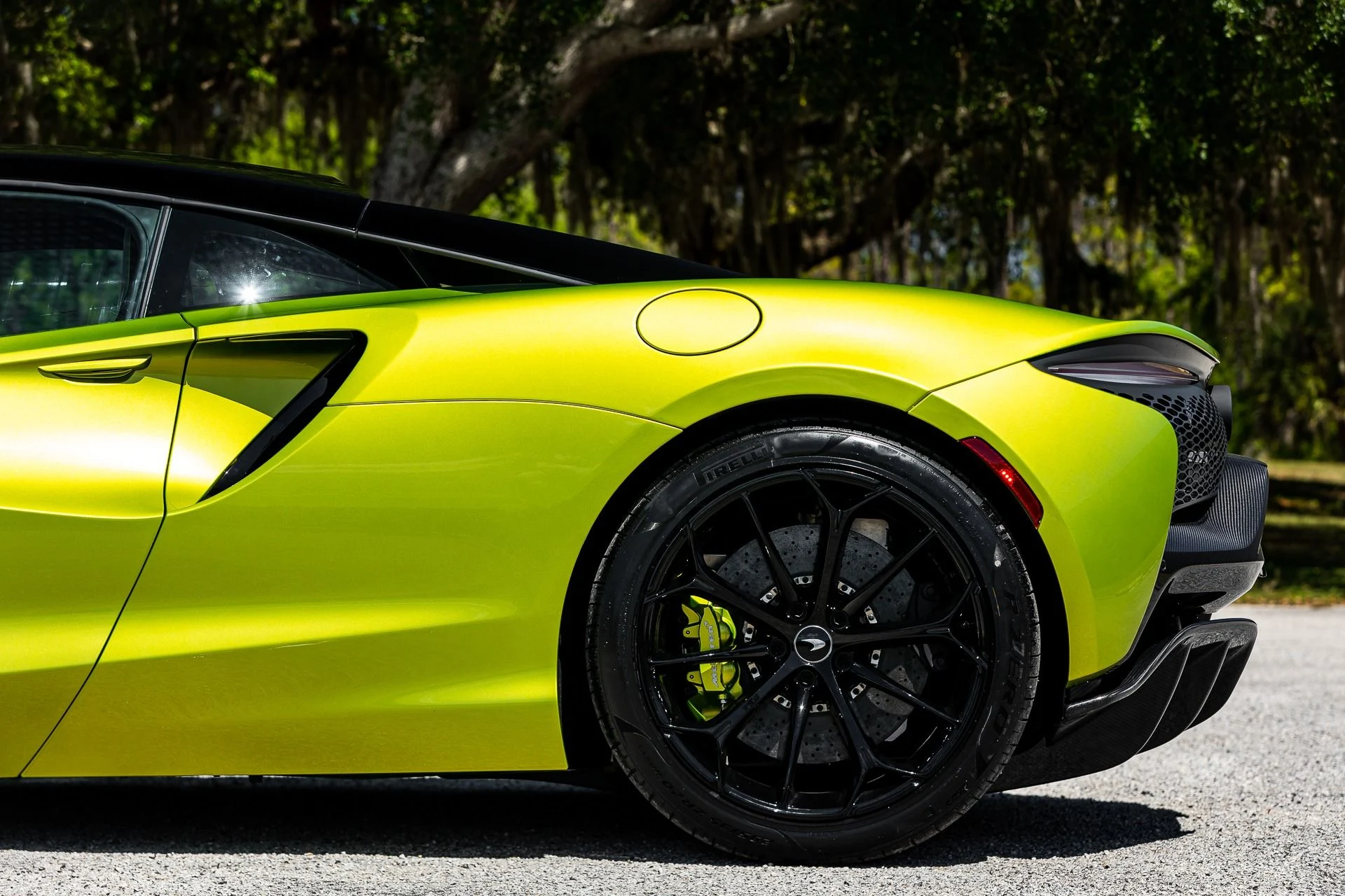 mph049_2406067267_287_p50_l_51c40ce5ab