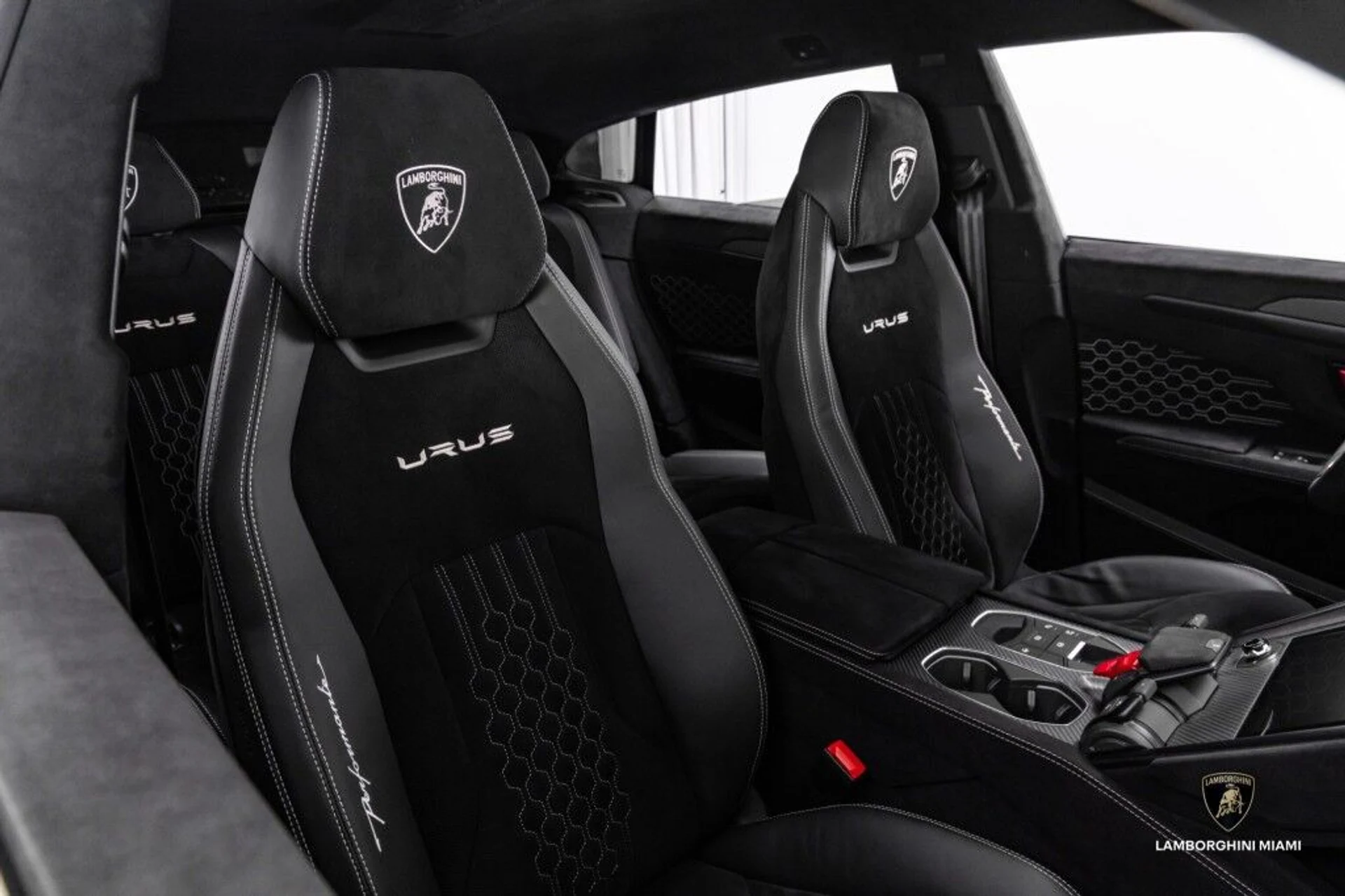 mph049_2406478123_e14fbcc9bfa6ea4b7b843bb0eba3b4c6_98d504581e