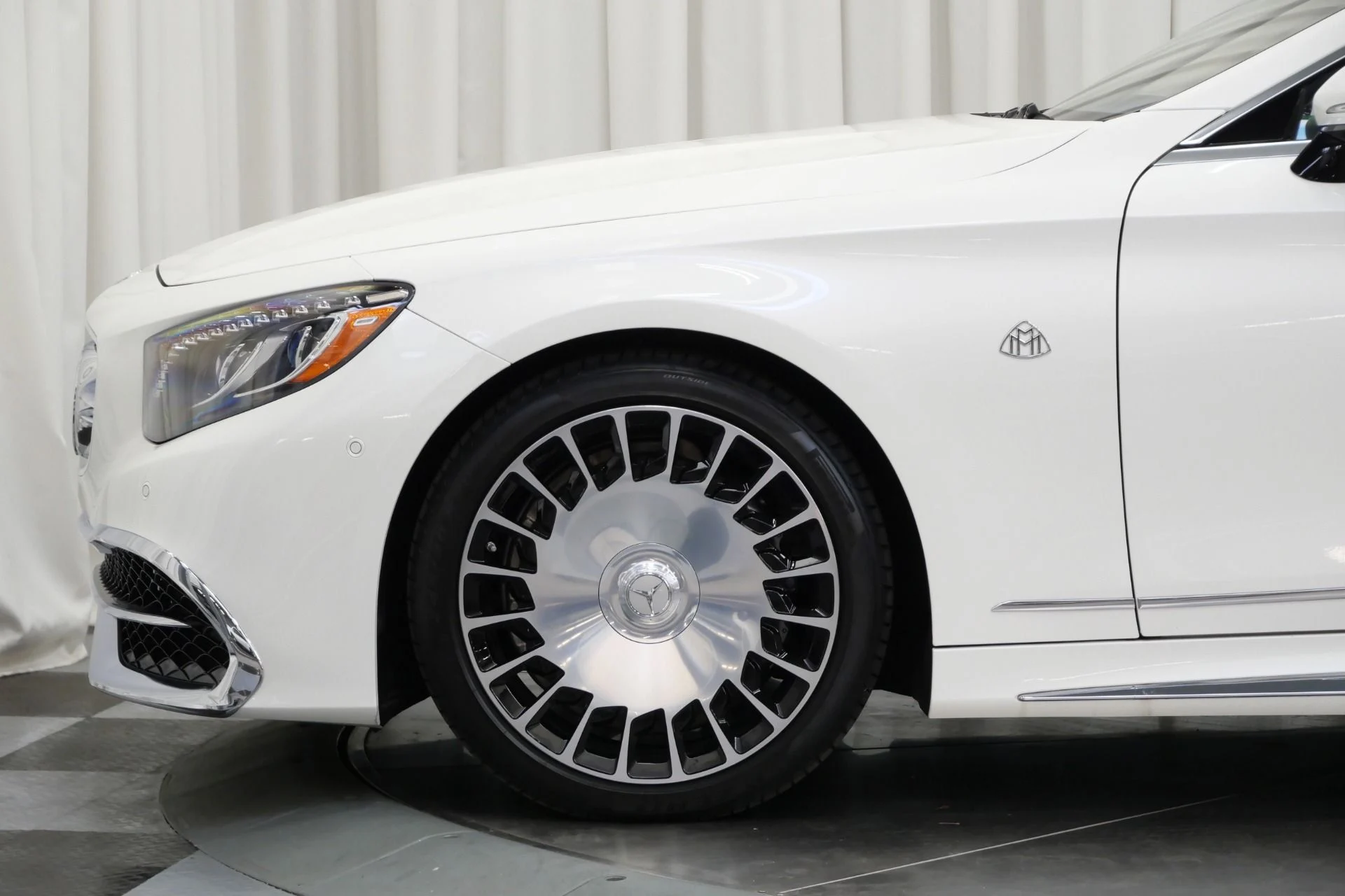 mph049_2406722992_Used_2017_Mercedes_Benz_Mercedes_Maybach_S650_Cabriolet_1758656467_57da05b4d7