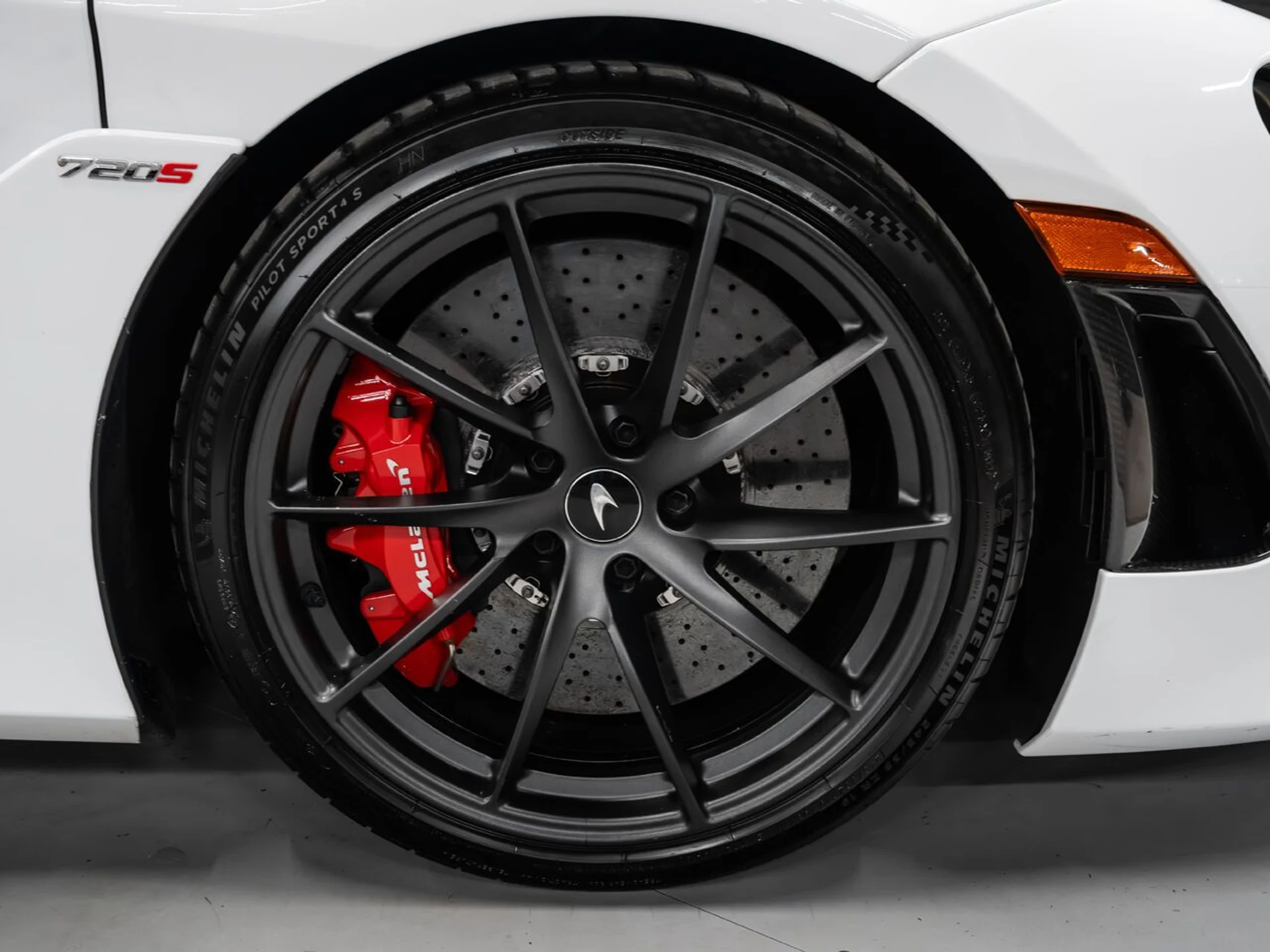 mph049_2413669021_mclaren_720s_2019_bbcf025fbc